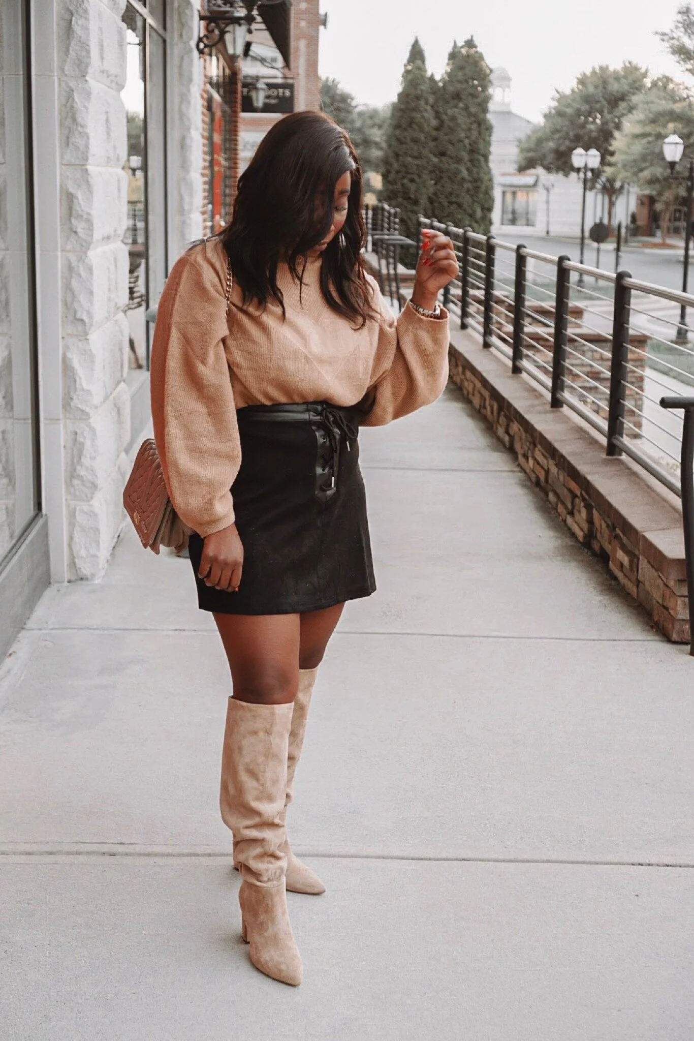 THE NUDE BOOT — The Working Britt 