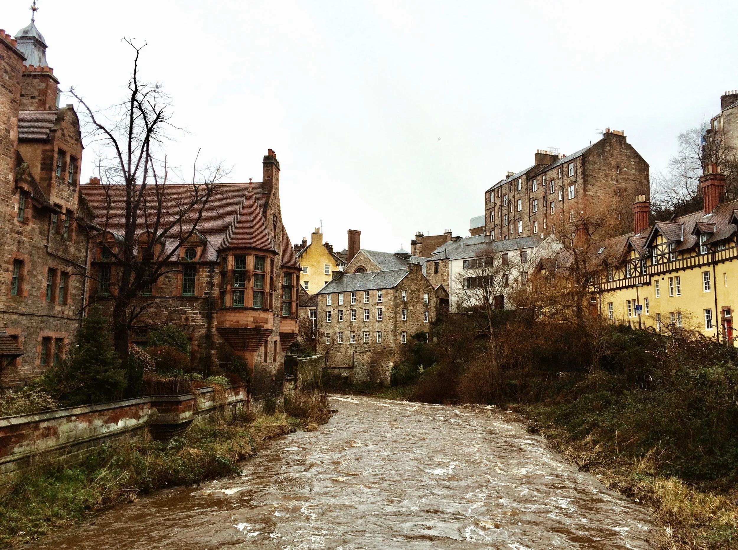 Secret Edinburgh Travel Guide: 5 Places to Escape the Crowds