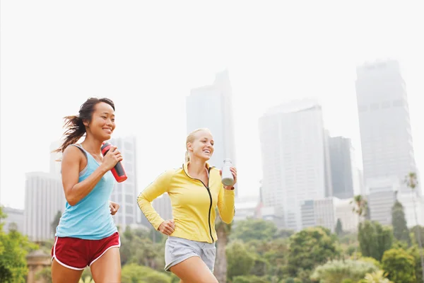 10 Healthy Habits You Can Stick with All Year