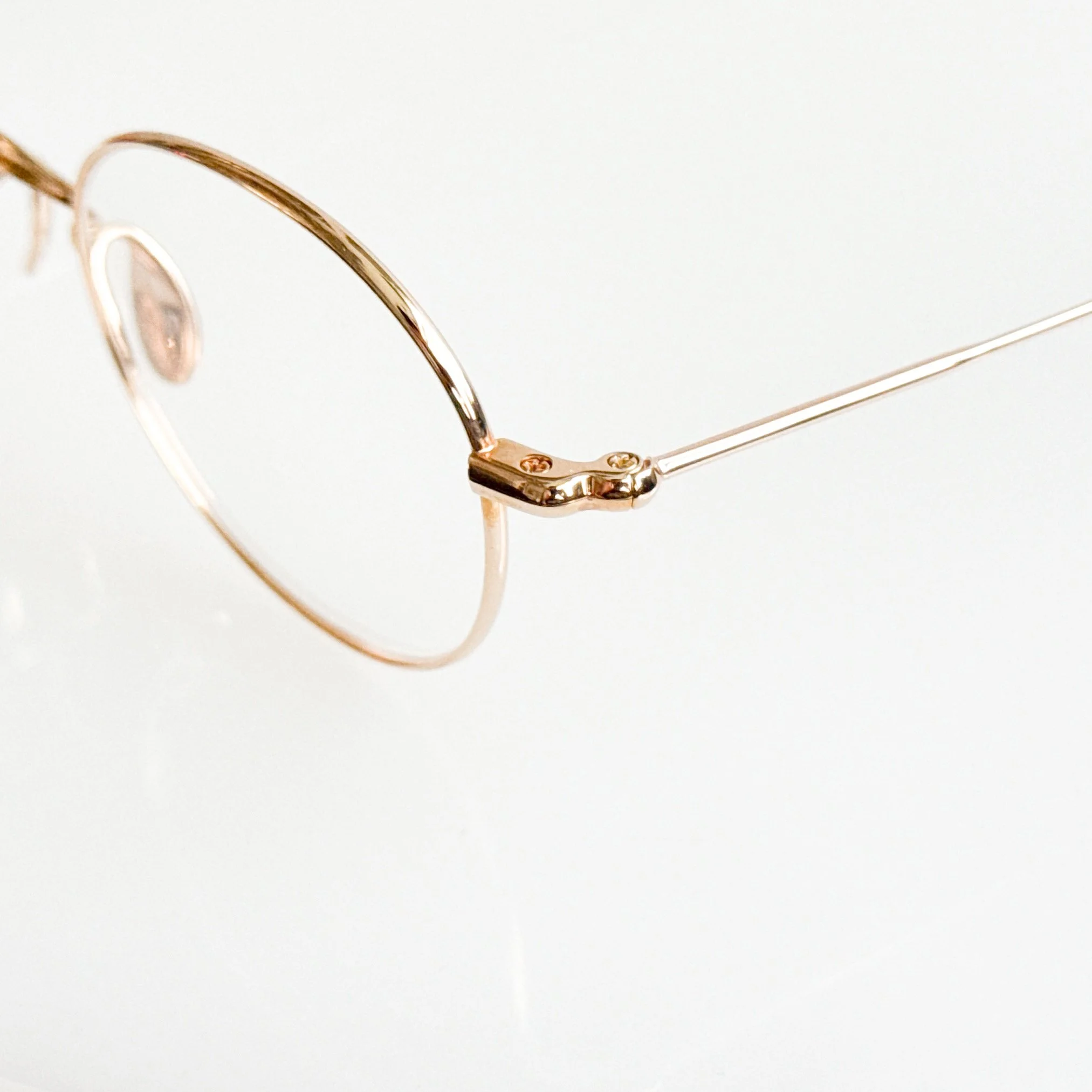 yuichi-toyama-tomoe-u-133-col-5-pink-gold-rose-gold-glasses-5.jpg