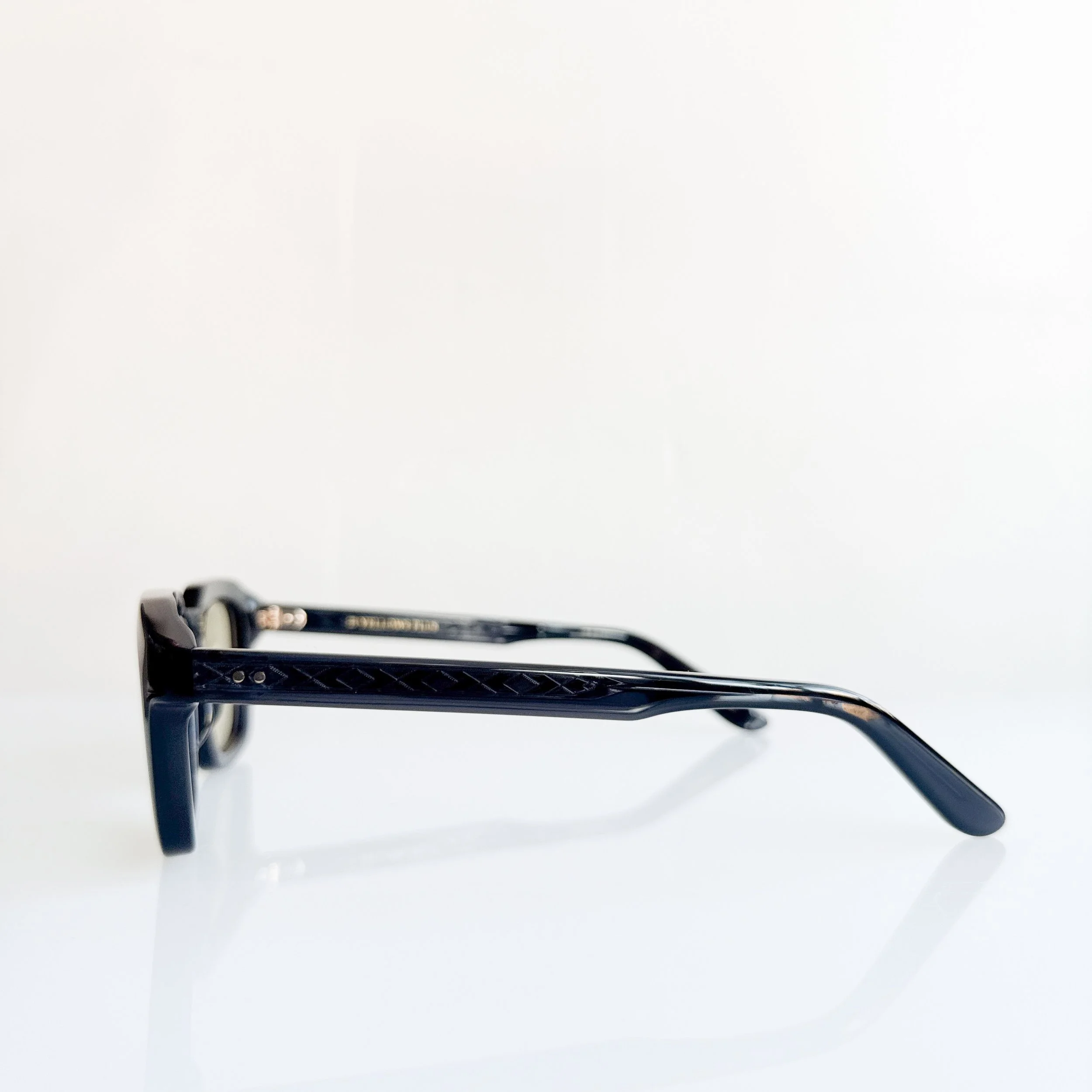 yellows-plus-leonard-c565-goose-gray-titanium-sunglasses-3.jpg