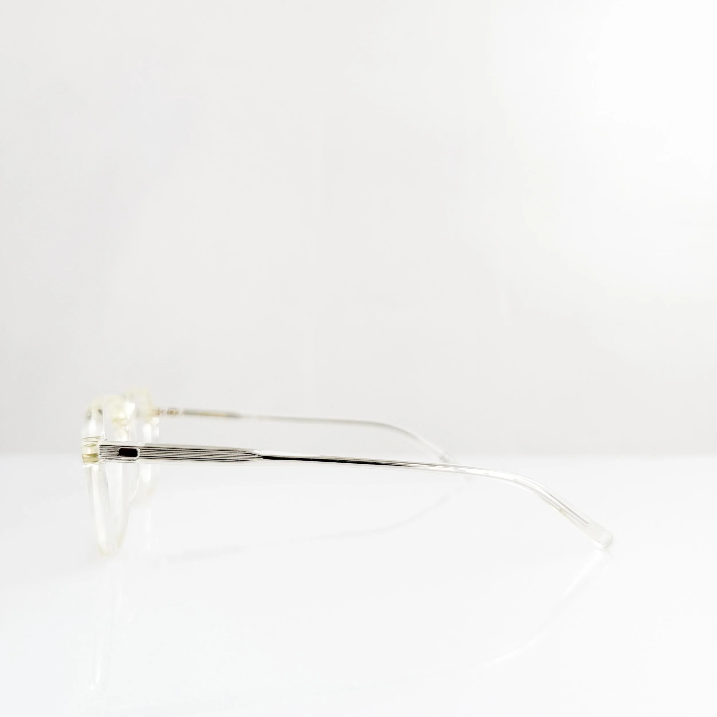 eyevan-7285-model-348-color-307-niche-eyewear-brands-5.jpg