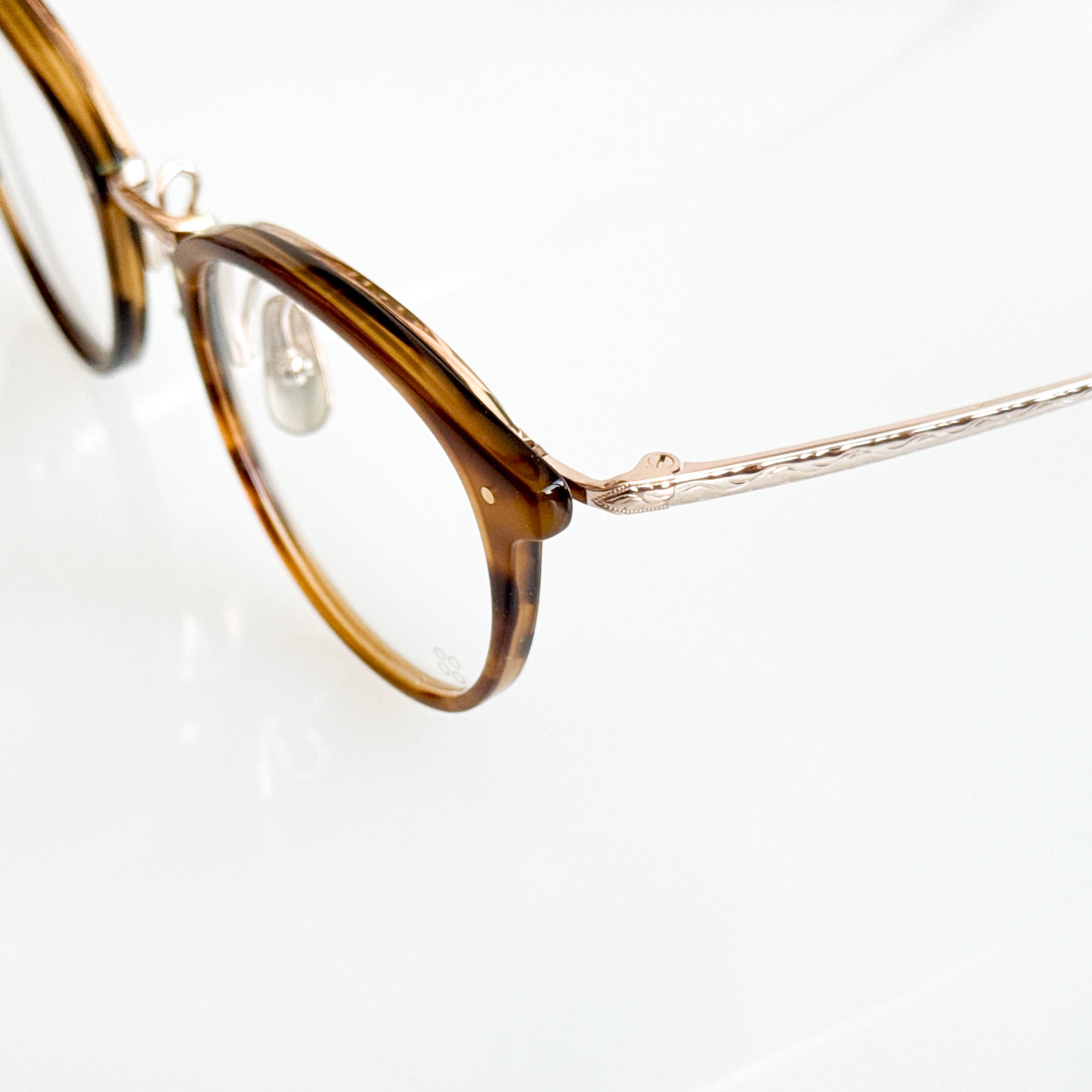 yellows-plus-kyla-c547-marron-gold-best-optician-chicago-5.jpg