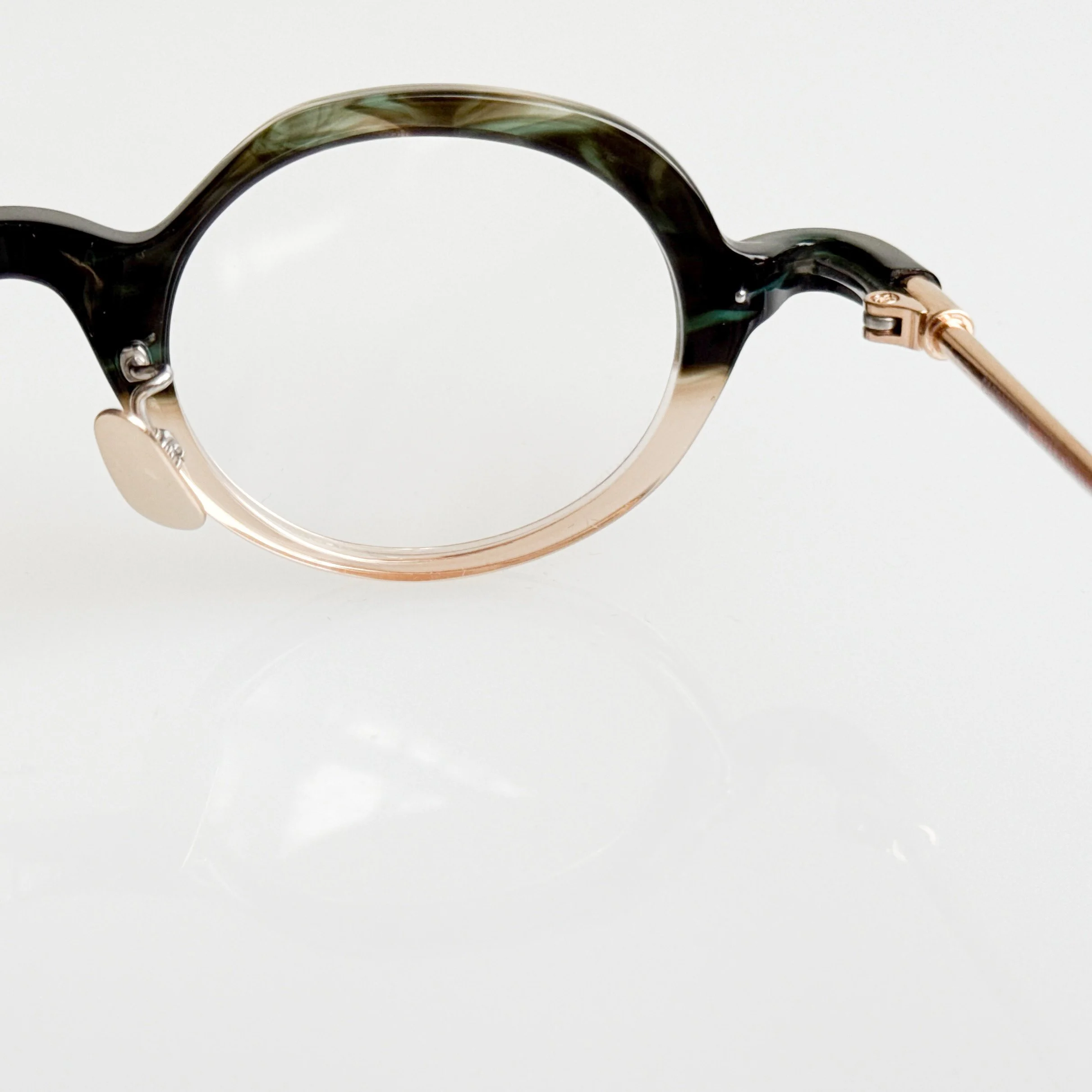 factory900-x-viorou-eyewear-coro-col-739-green-tan-two-tone-4.jpg