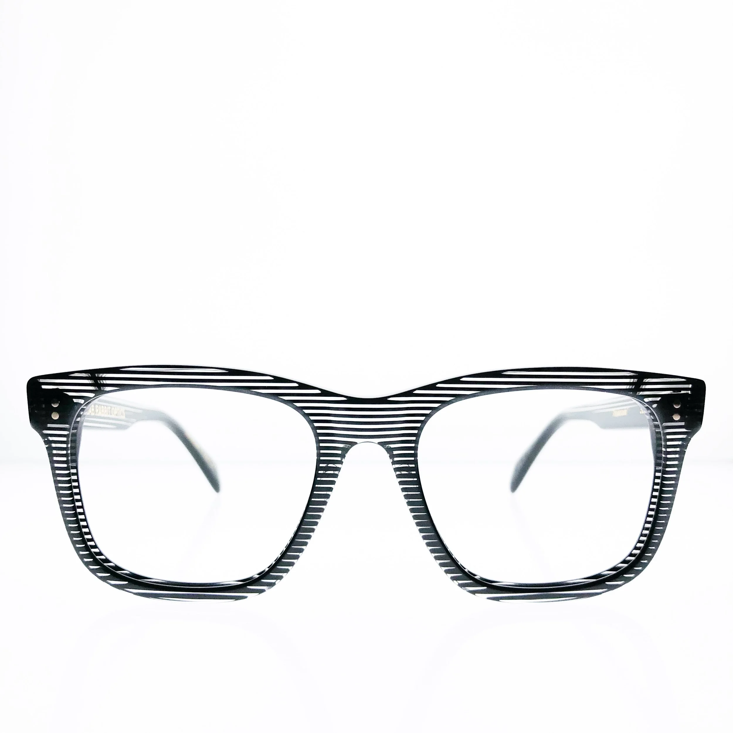 lab-rabbit-optical-traspasada-stripe-chicago-best-frames.JPEG