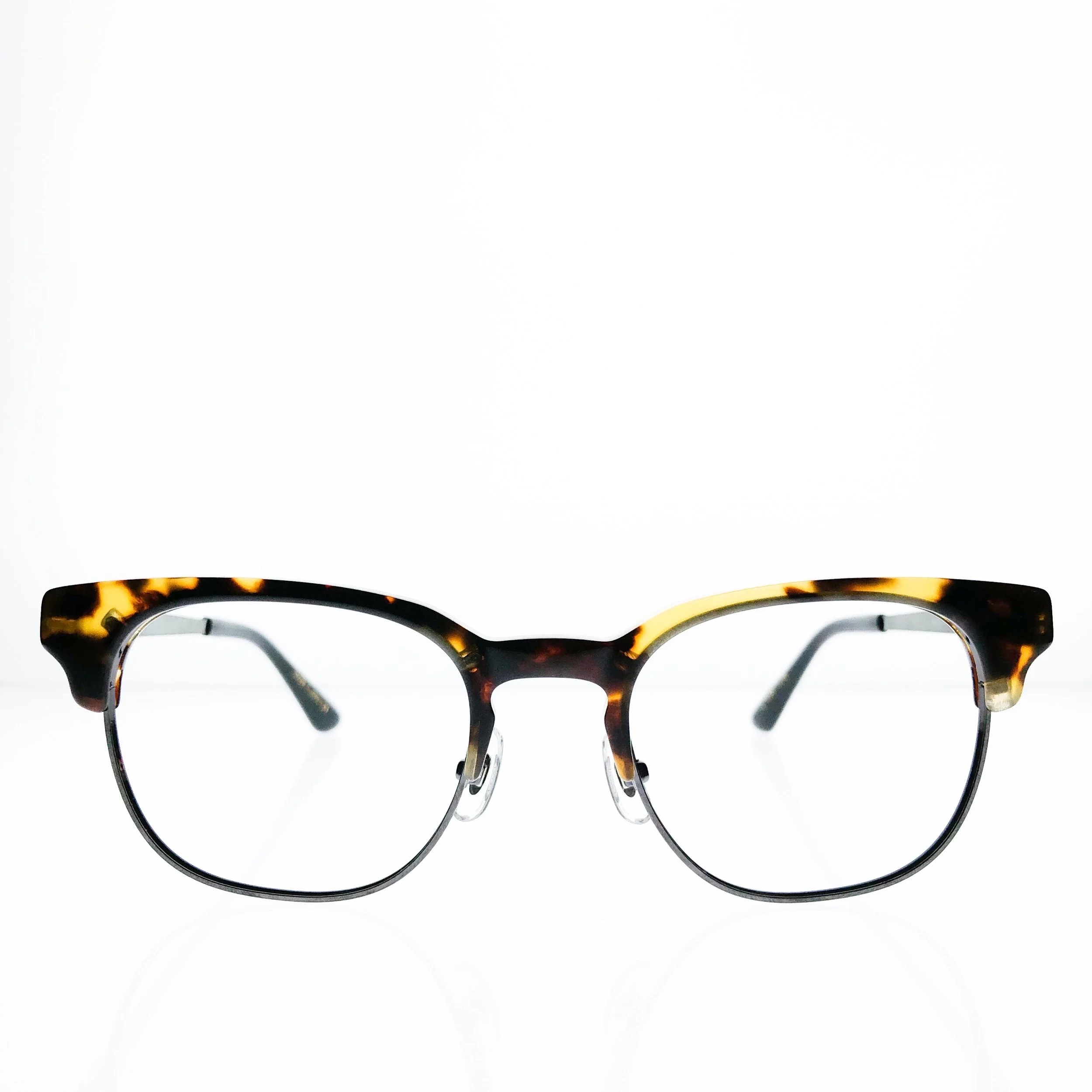 opticien-loyd-kaneko-optical-ly-05-ylde-independent-optician.JPEG