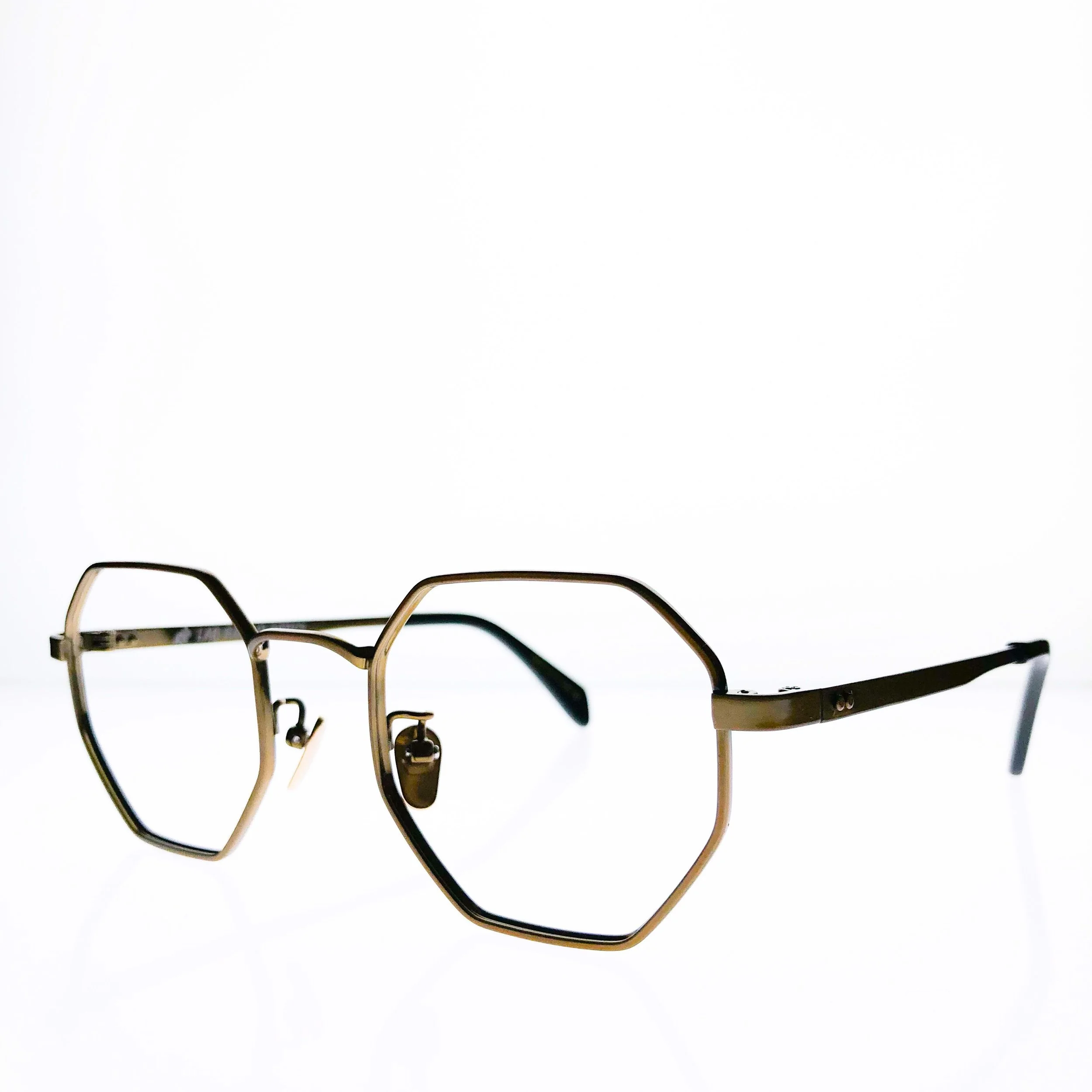 lab-rabbit-avec-antique-gold-hexagonal-frames-glasses-cool-2.JPEG