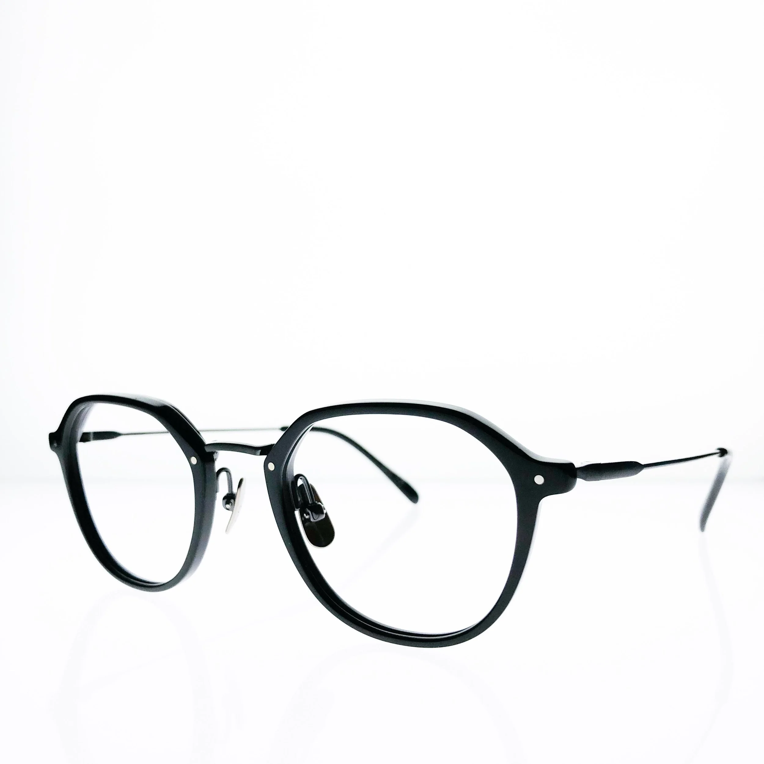 yellows-plus-clark-black-angies-list-chicago-eyeglasses-top-2.JPEG