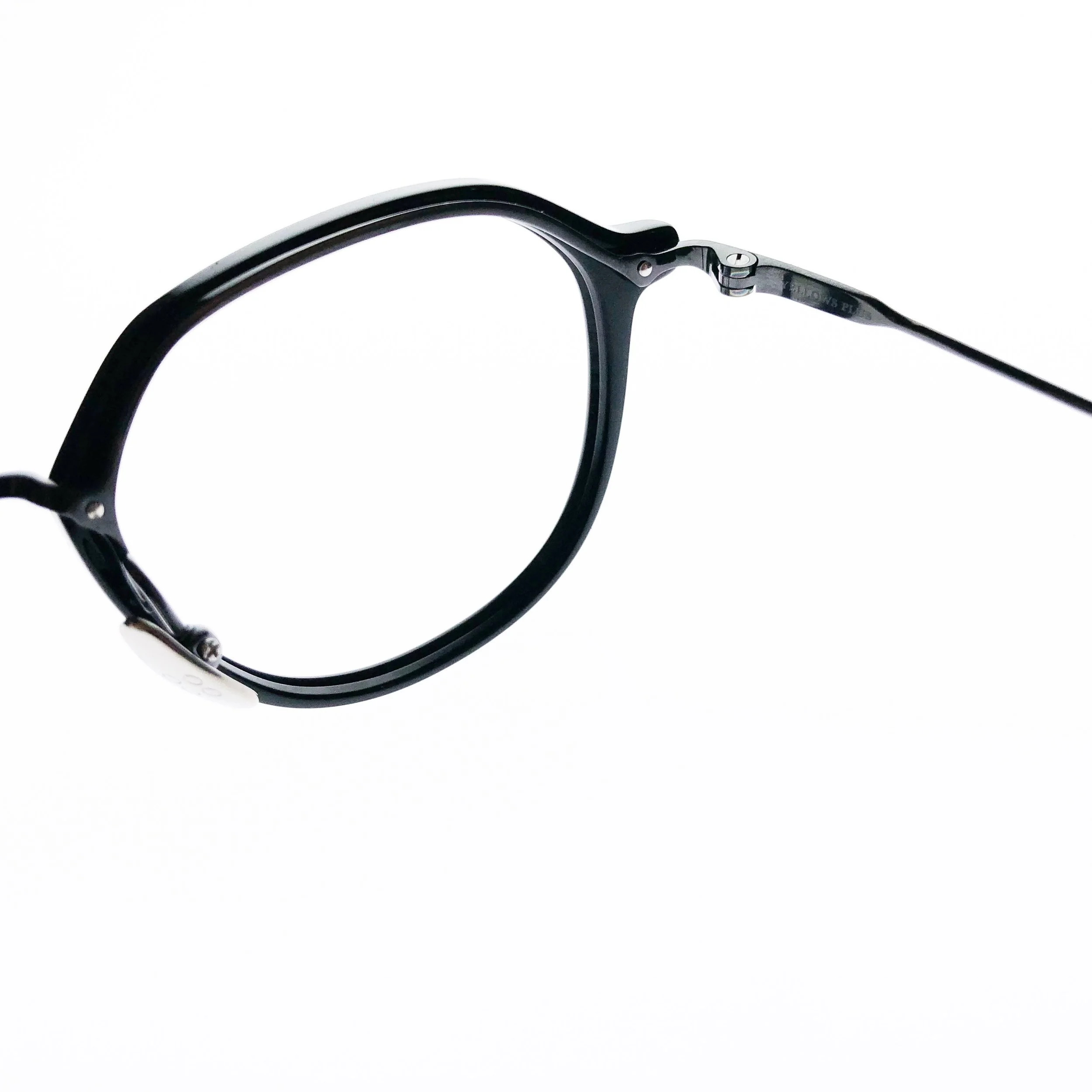 yellows-plus-clark-black-angies-list-chicago-eyeglasses-top-4.JPEG