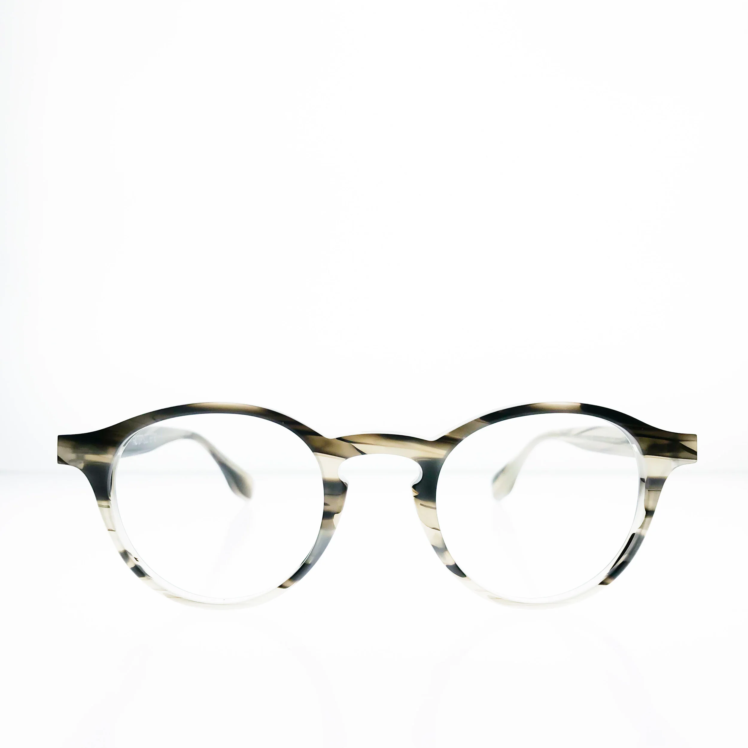 factory900-retro-rf-304-white-sasa-col-824-buy-online-frames.JPEG
