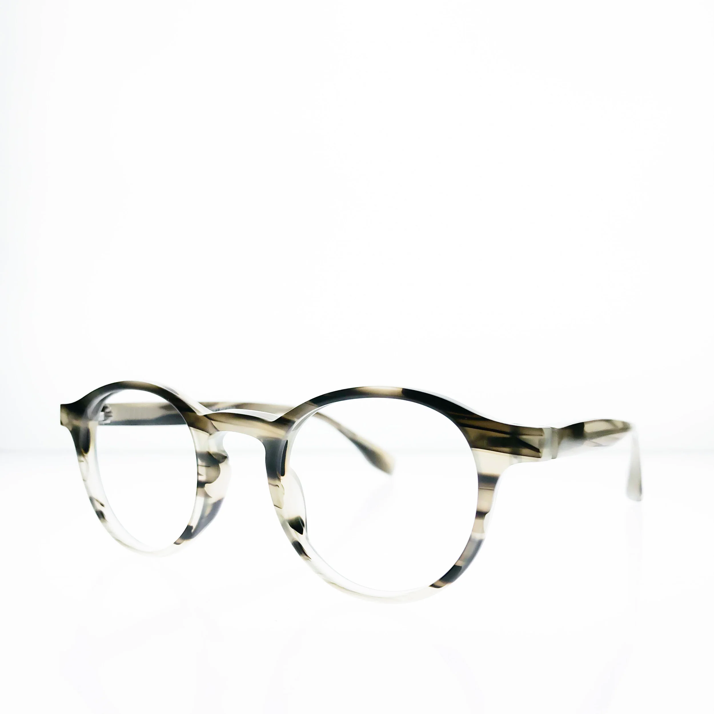 factory900-retro-rf-304-white-sasa-col-824-buy-online-frames-2.JPEG