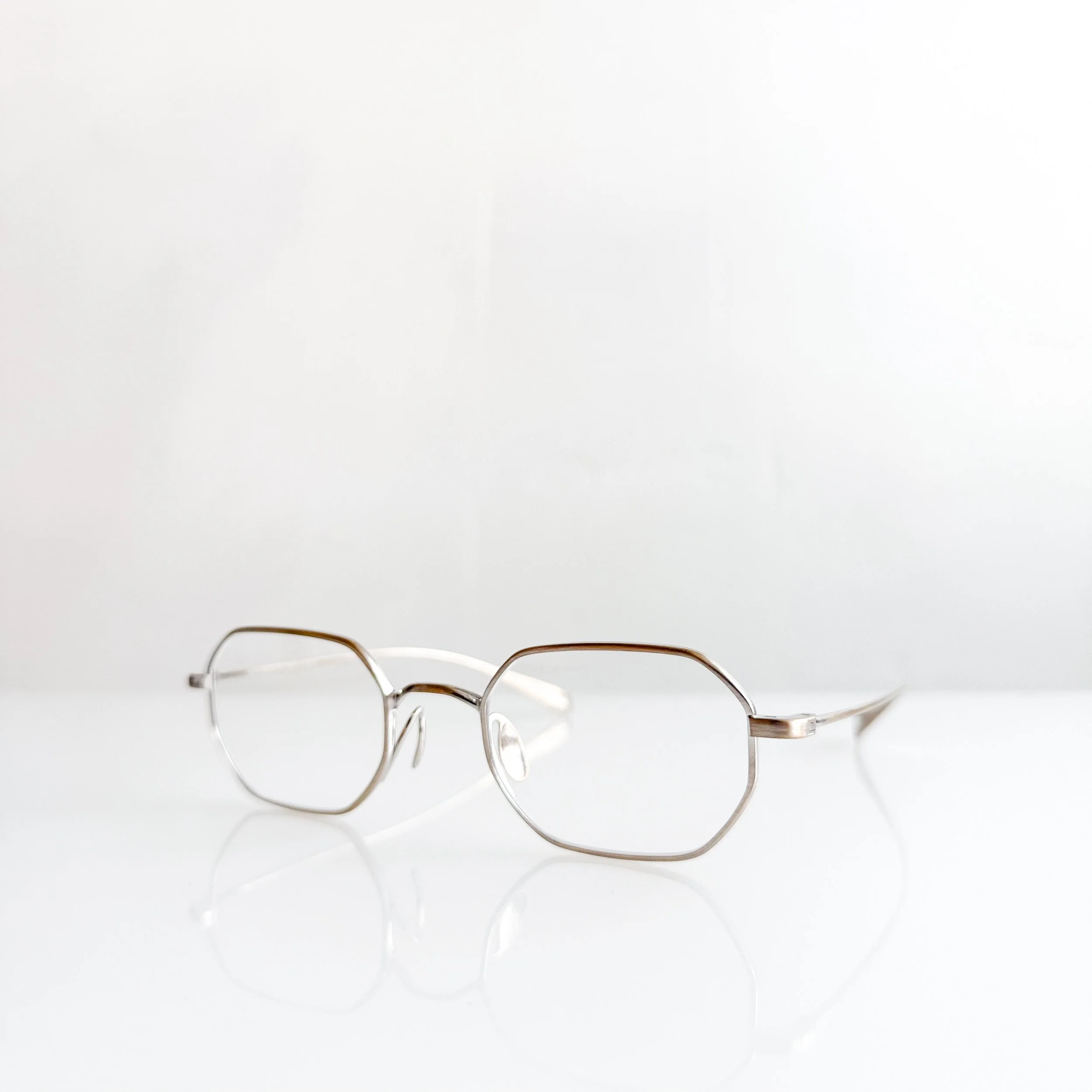 yuichi-toyama-glasses-nathan-u-180-col-3-omomuki-chicago-2.jpg