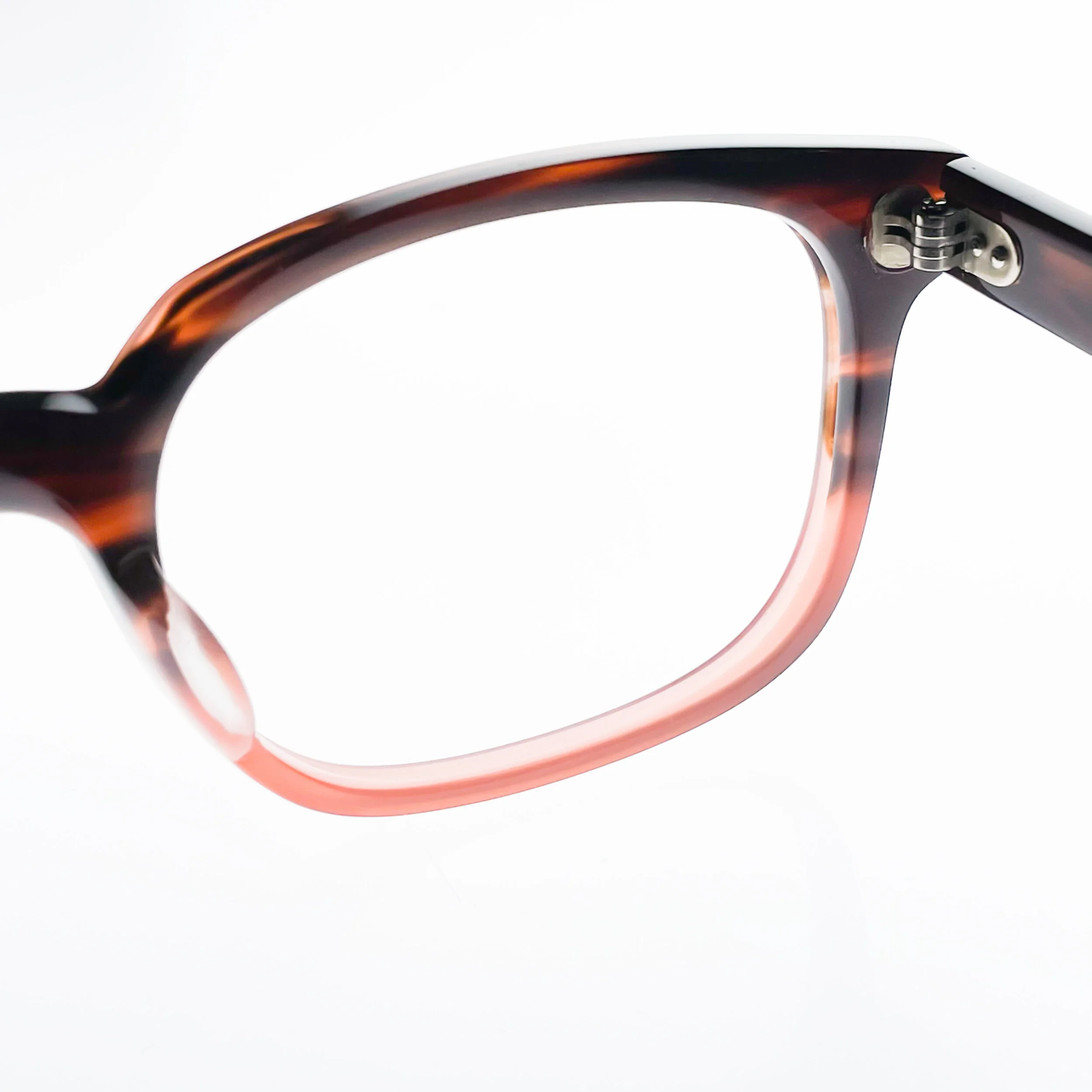 kaneko-optical-vision-division-012w-mrd-red-demi-online-shop-4.JPEG