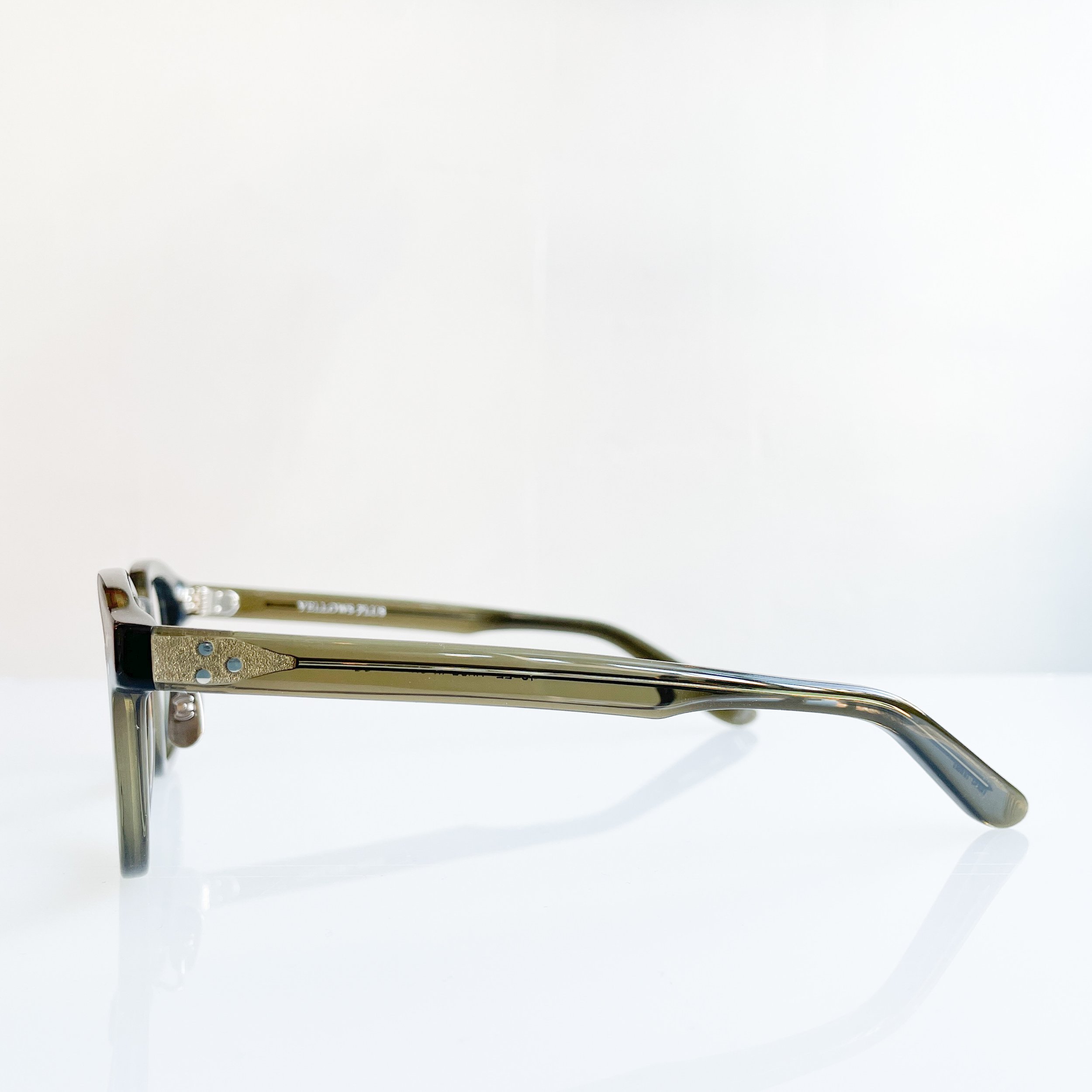 yellows-plus-leon-harrods-green-c529-online-sale-glasses-3.JPEG