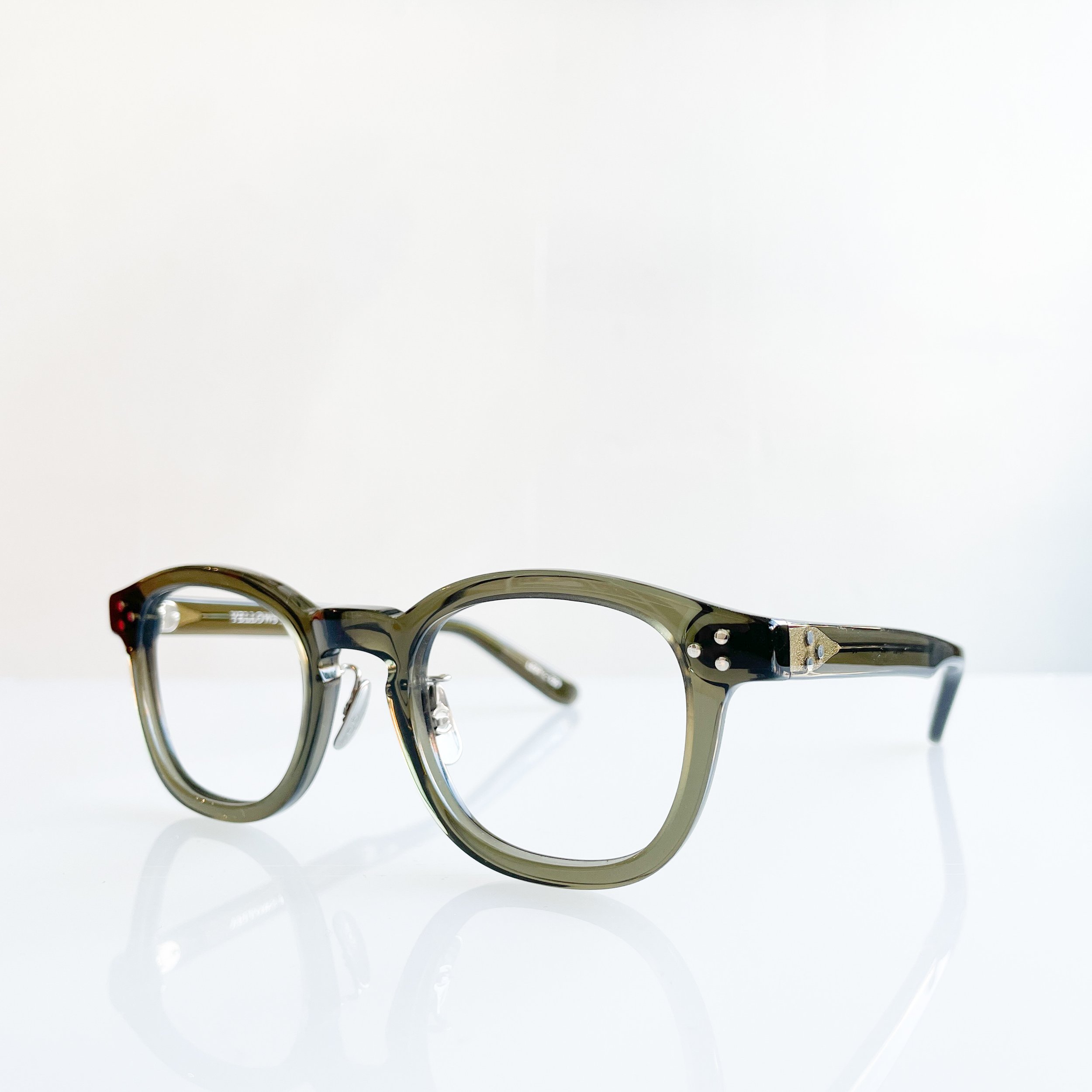yellows-plus-leon-harrods-green-c529-online-sale-glasses-2.JPEG