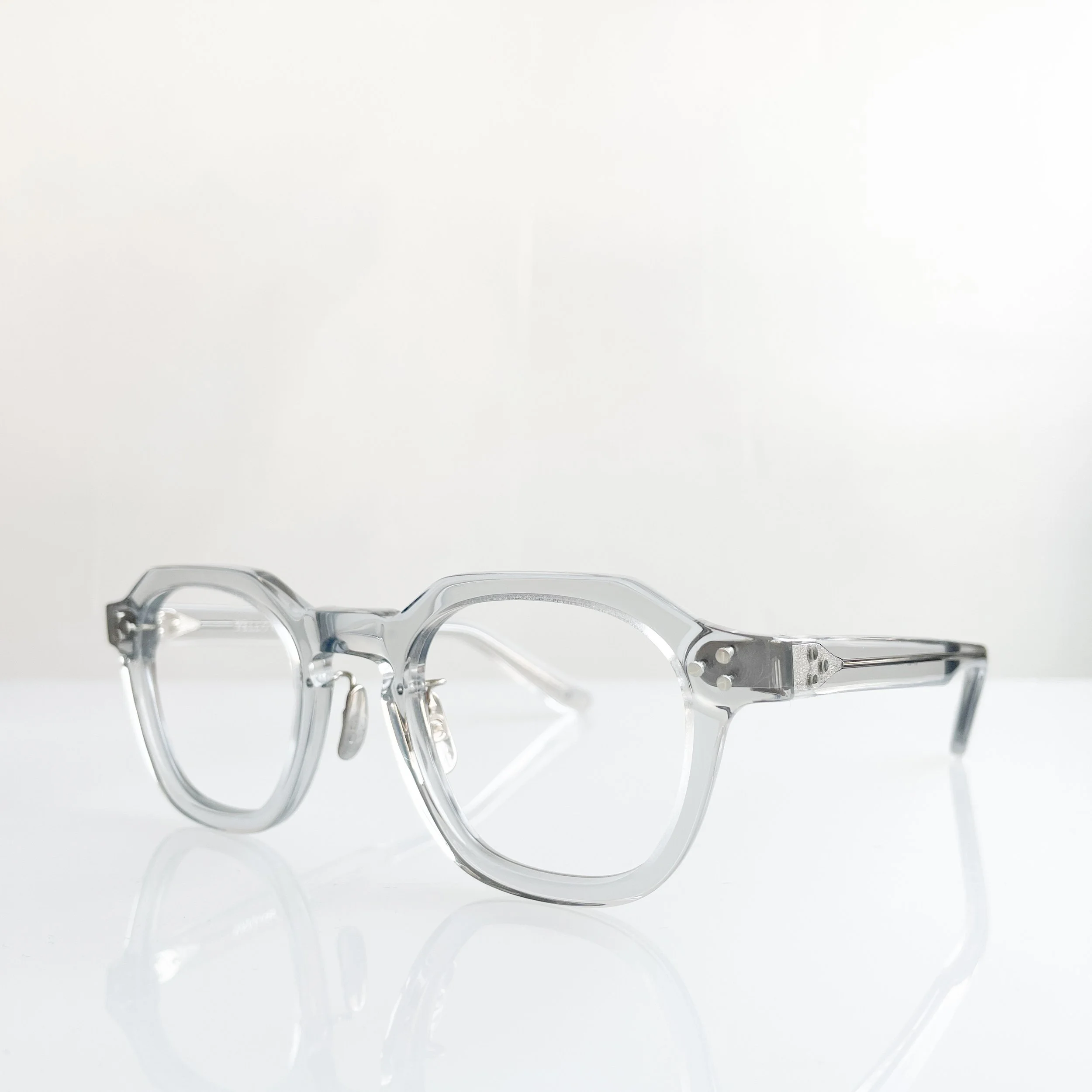 yellows-plus-grant-c490-phantom-grey-best-opticians-near-me-2.JPEG