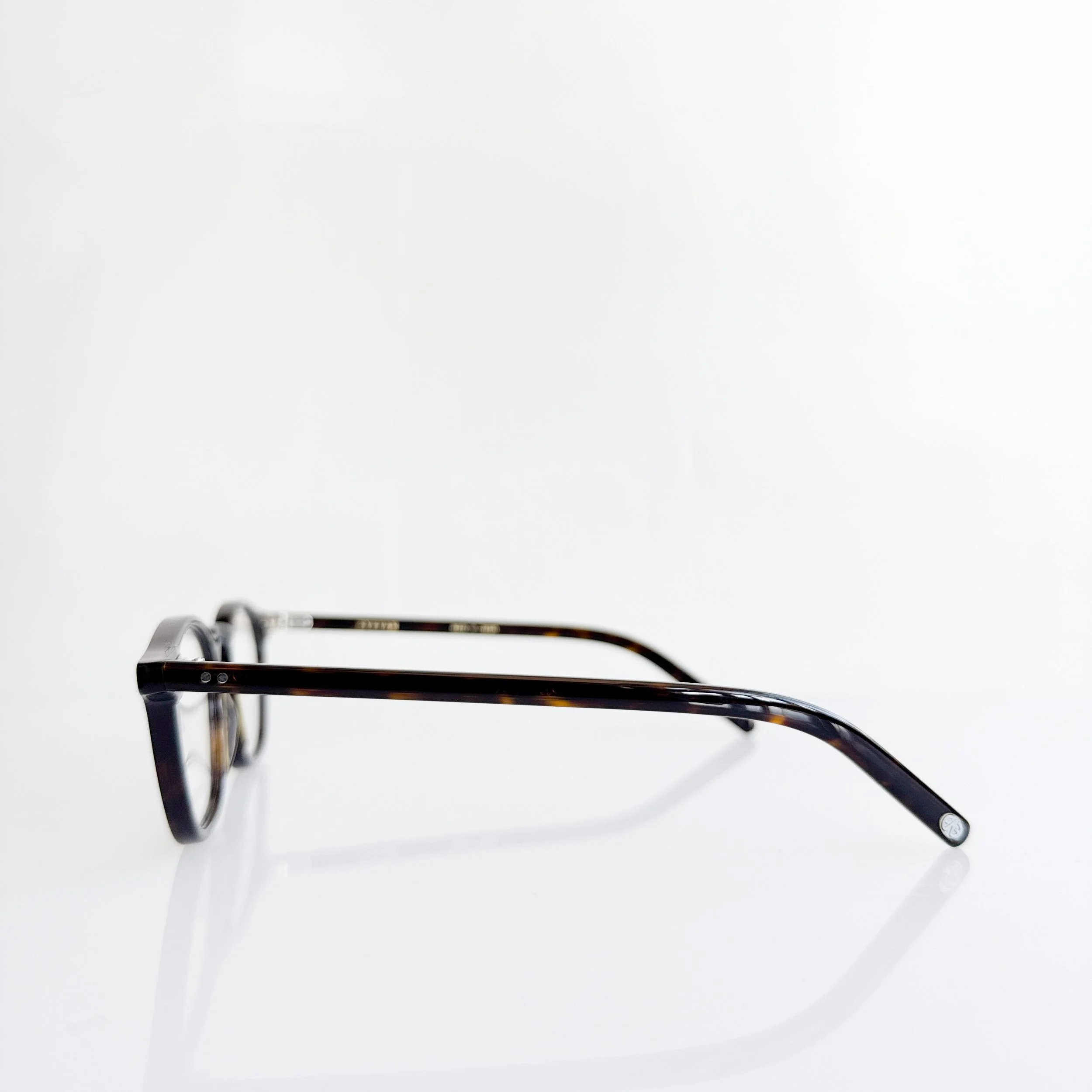 eyevan-7285-sadler-narrow-e-dt-dark-tortoise-tokyo-eyewear-3.jpg