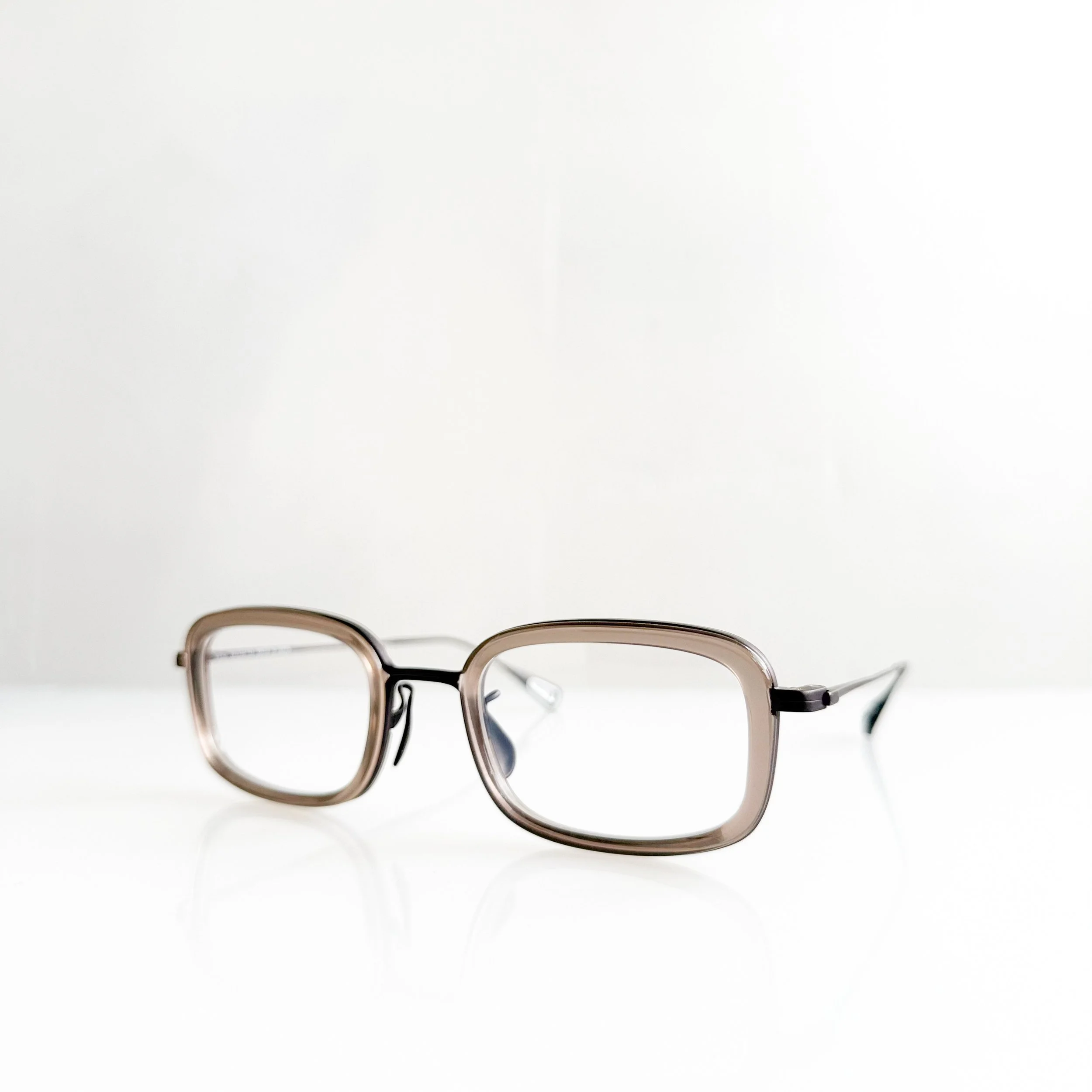 yuichi-toyama-sale-v-lou-u-182-col-4-brown-matt-smoke-mocha-2.jpg