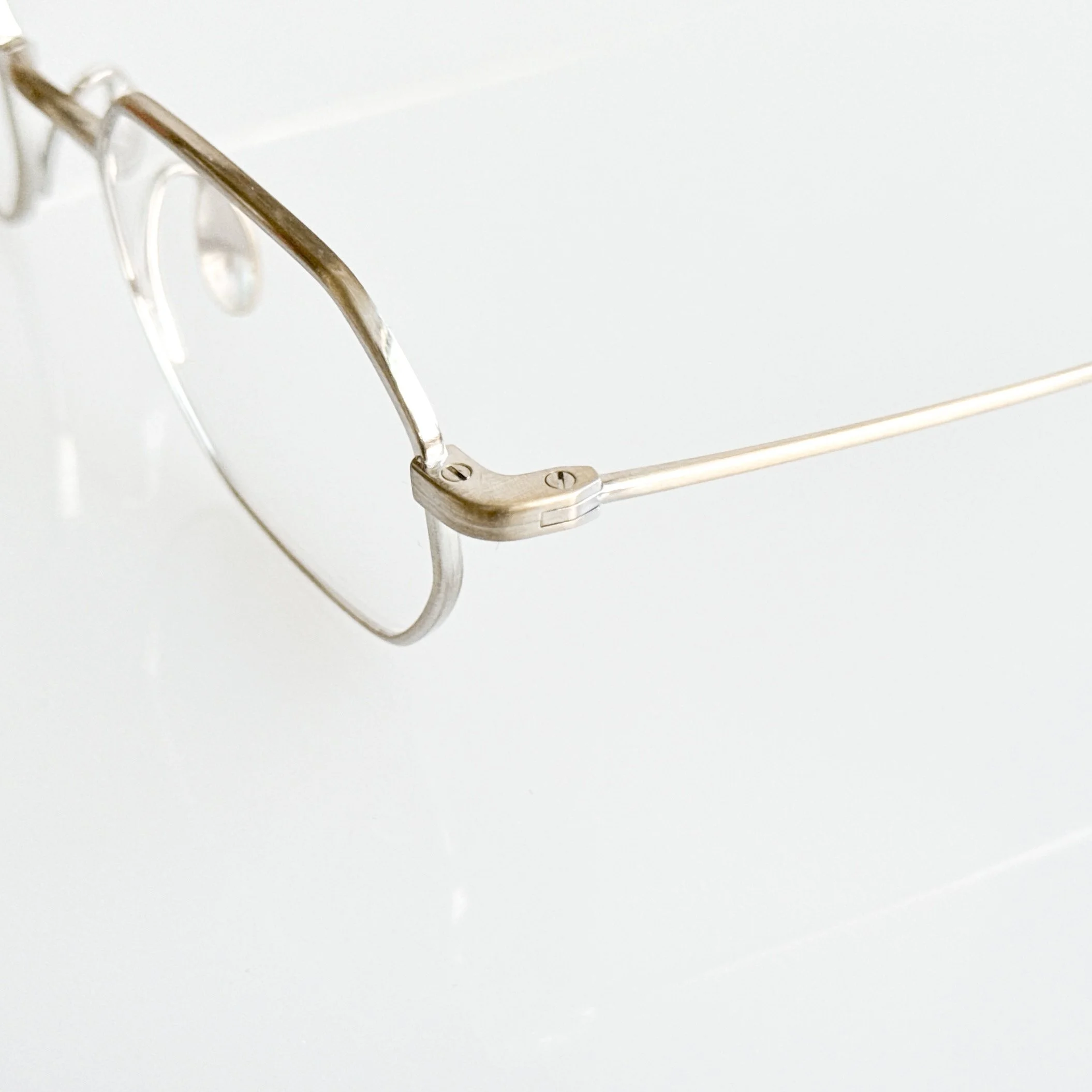yuichi-toyama-glasses-nathan-u-180-col-3-omomuki-chicago-5.jpg