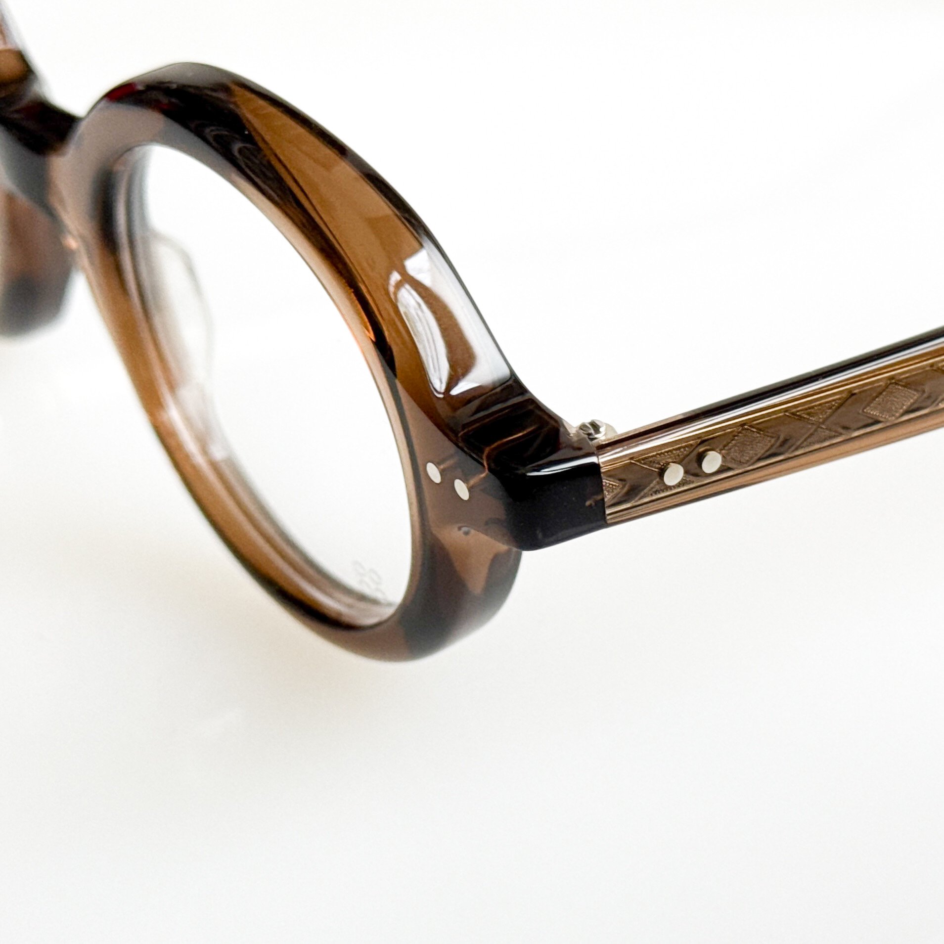 yellows-plus-connor-c234-crystal-brown-david-hockney-glasses-7.jpg