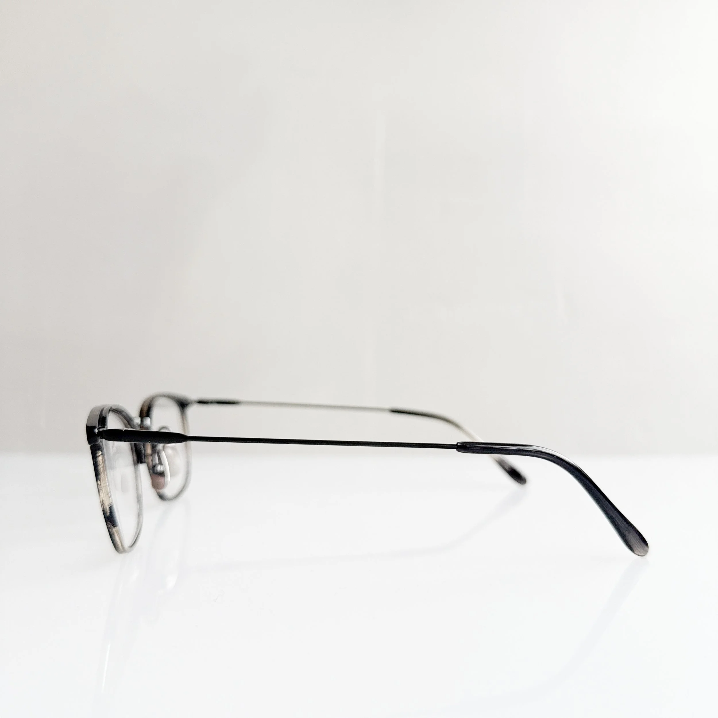 yellows-plus-walt-c-511-gray-turtle-black-usa-store-locator-4.jpg