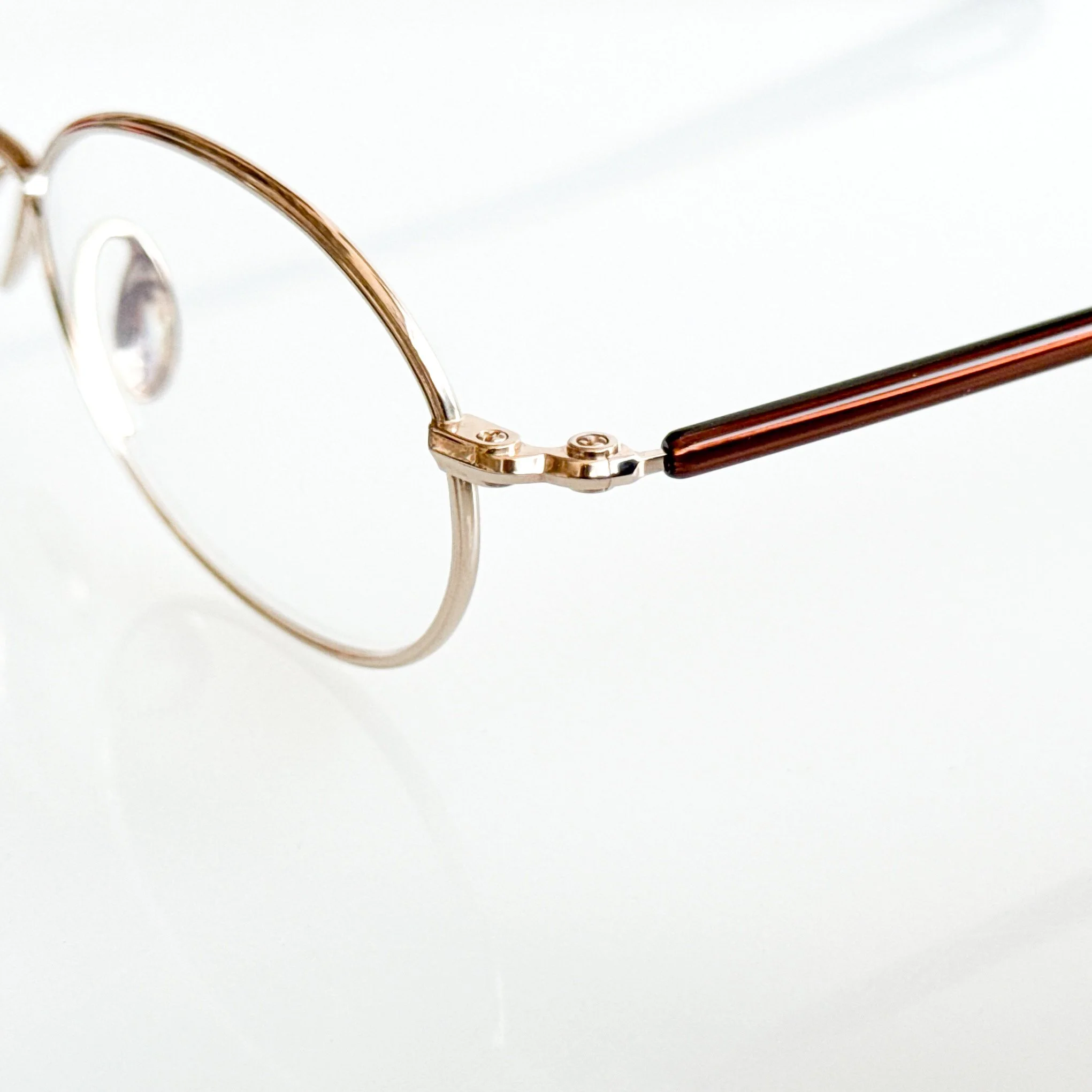 yuichi-toyama-nagy-u-176-col-2-white-gold-dark-brown-price-6.jpg
