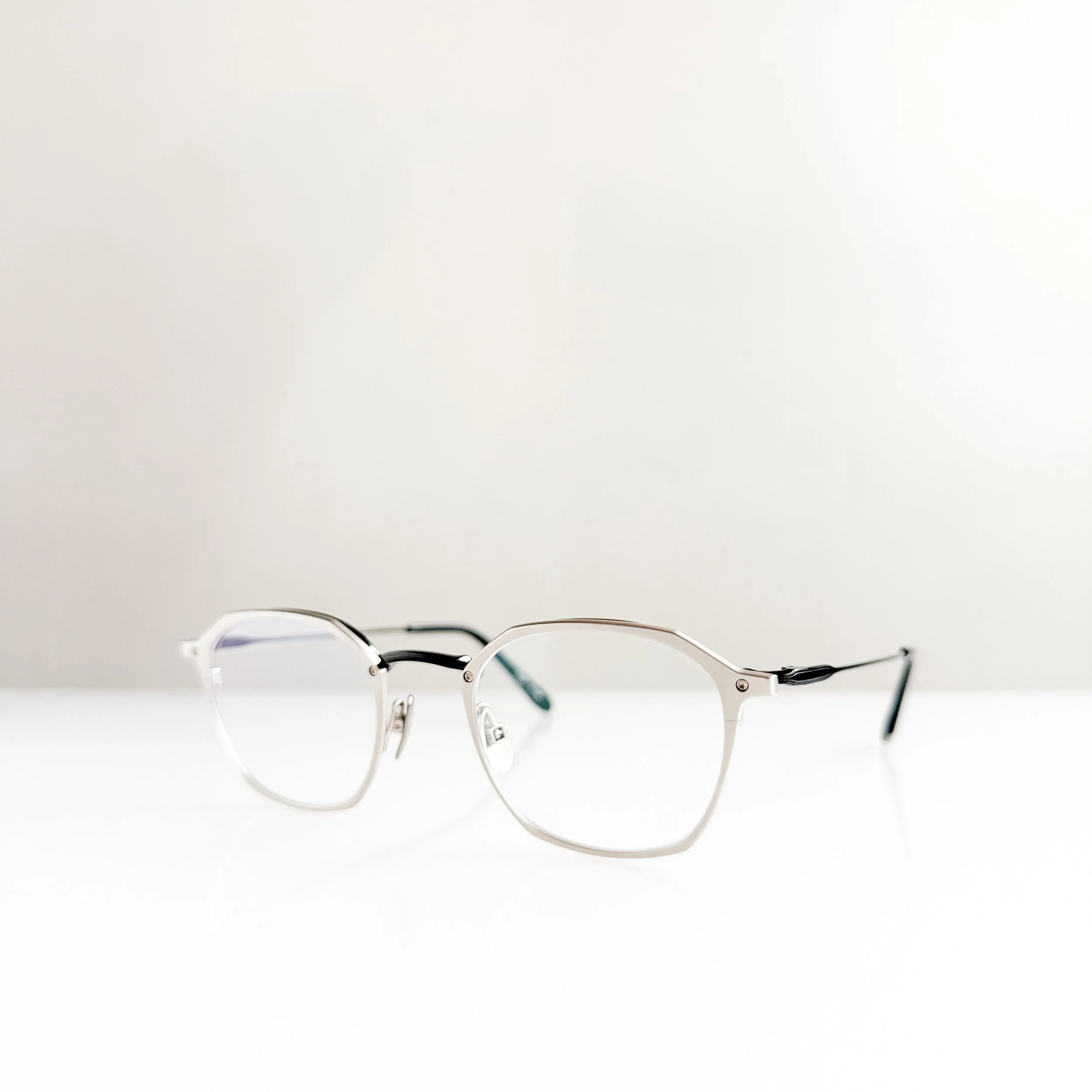 yellows-plus-tyler-c-11bk-matt-silver-black-titanium-matsuda-3.jpg