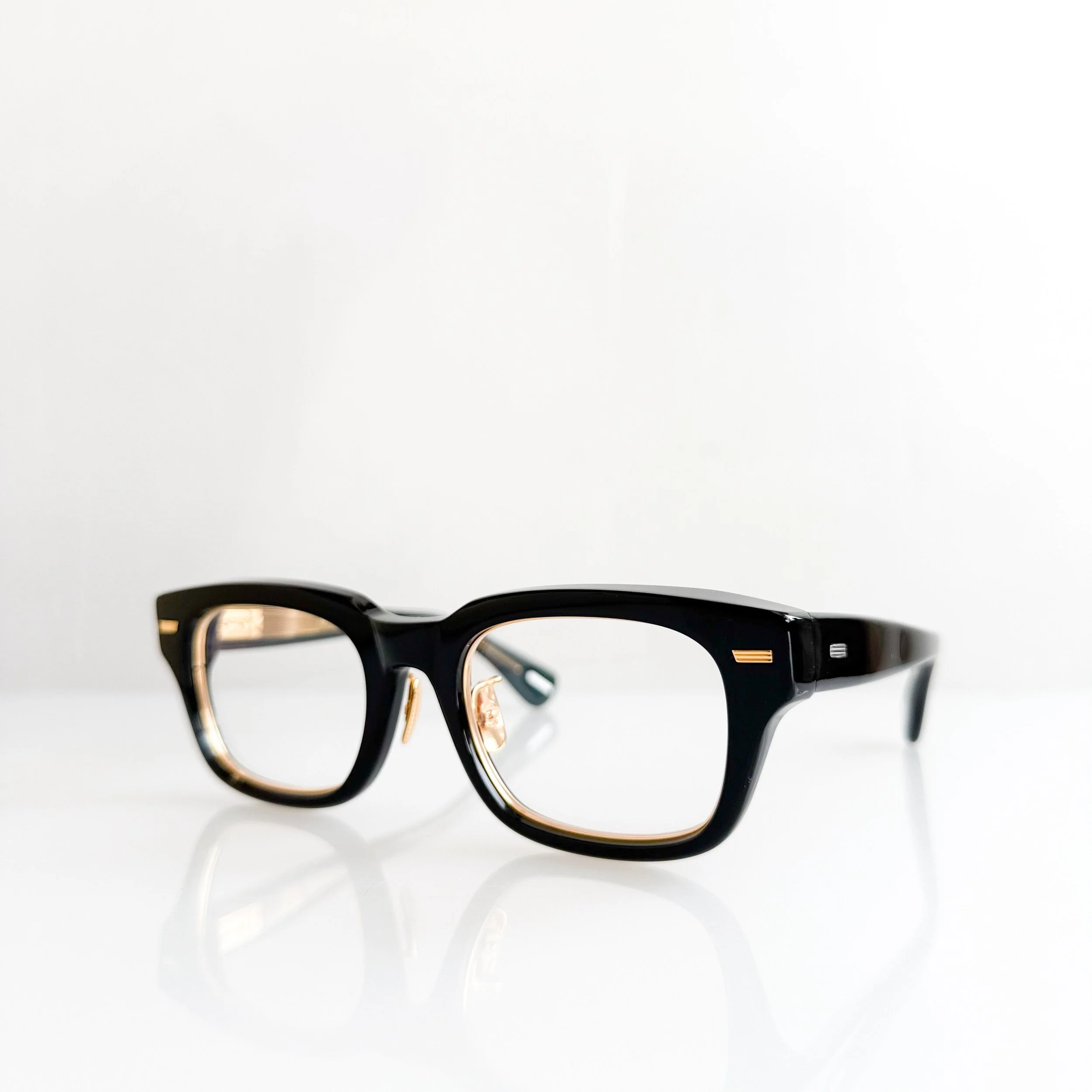 yuichi-toyama-5-williamsburg-col-1-black-gold-beacon-diablo-3.jpg
