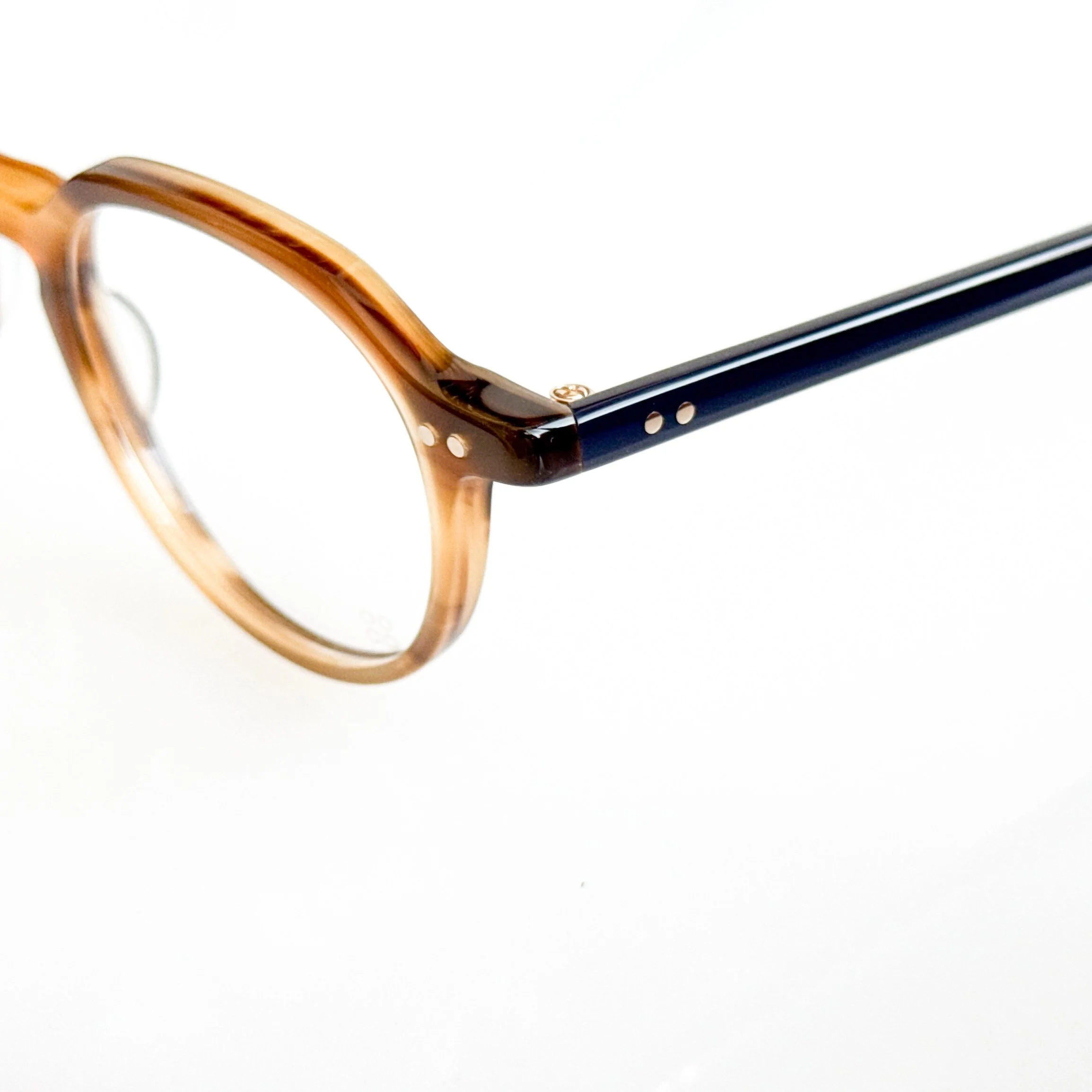 yellows-plus-nadia-c245-brown-sasa-navy-interesting-glasses-6.jpg