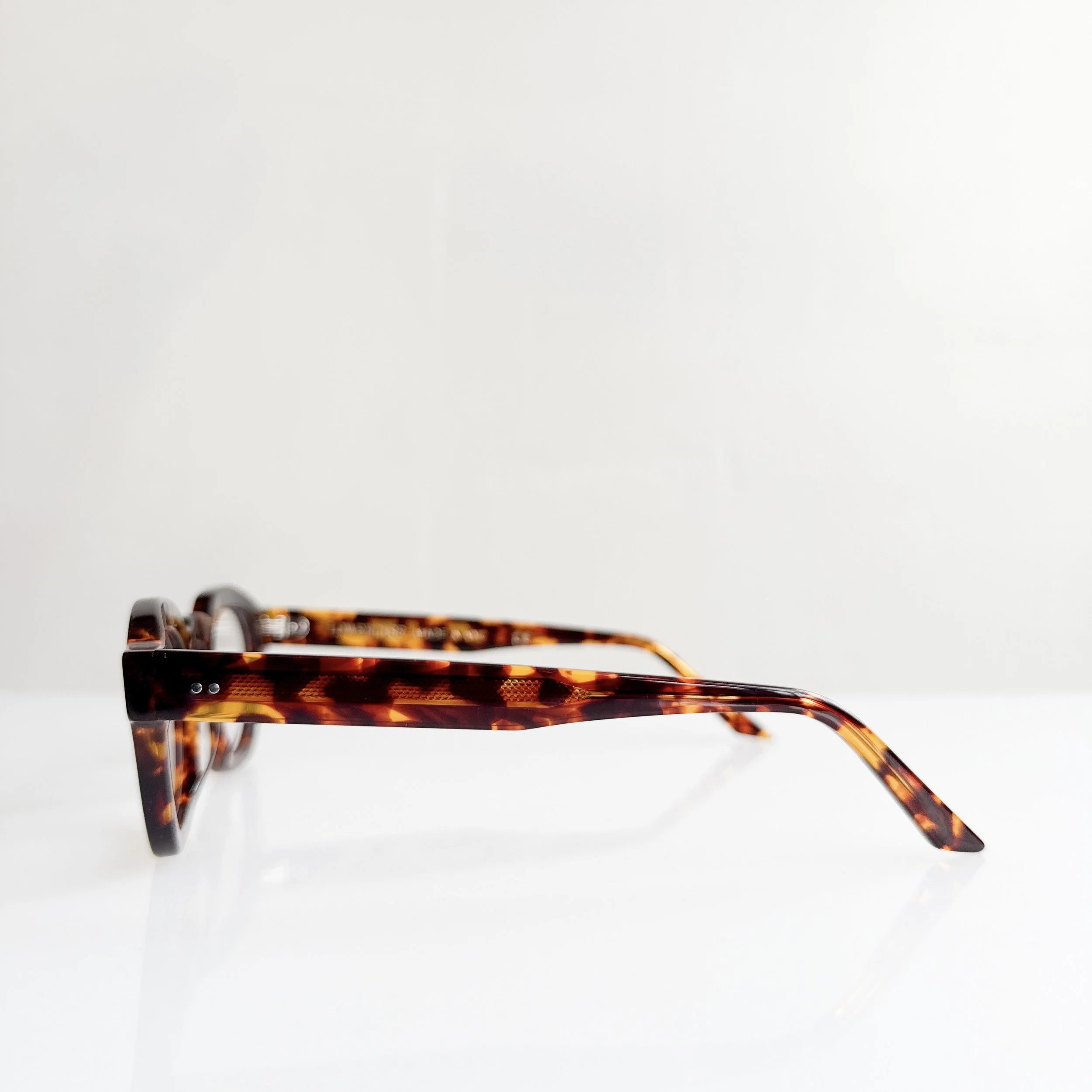 lowercase-nyc-lindon-sunspot-tart-arnel-style-glasses-1960s-4.jpg