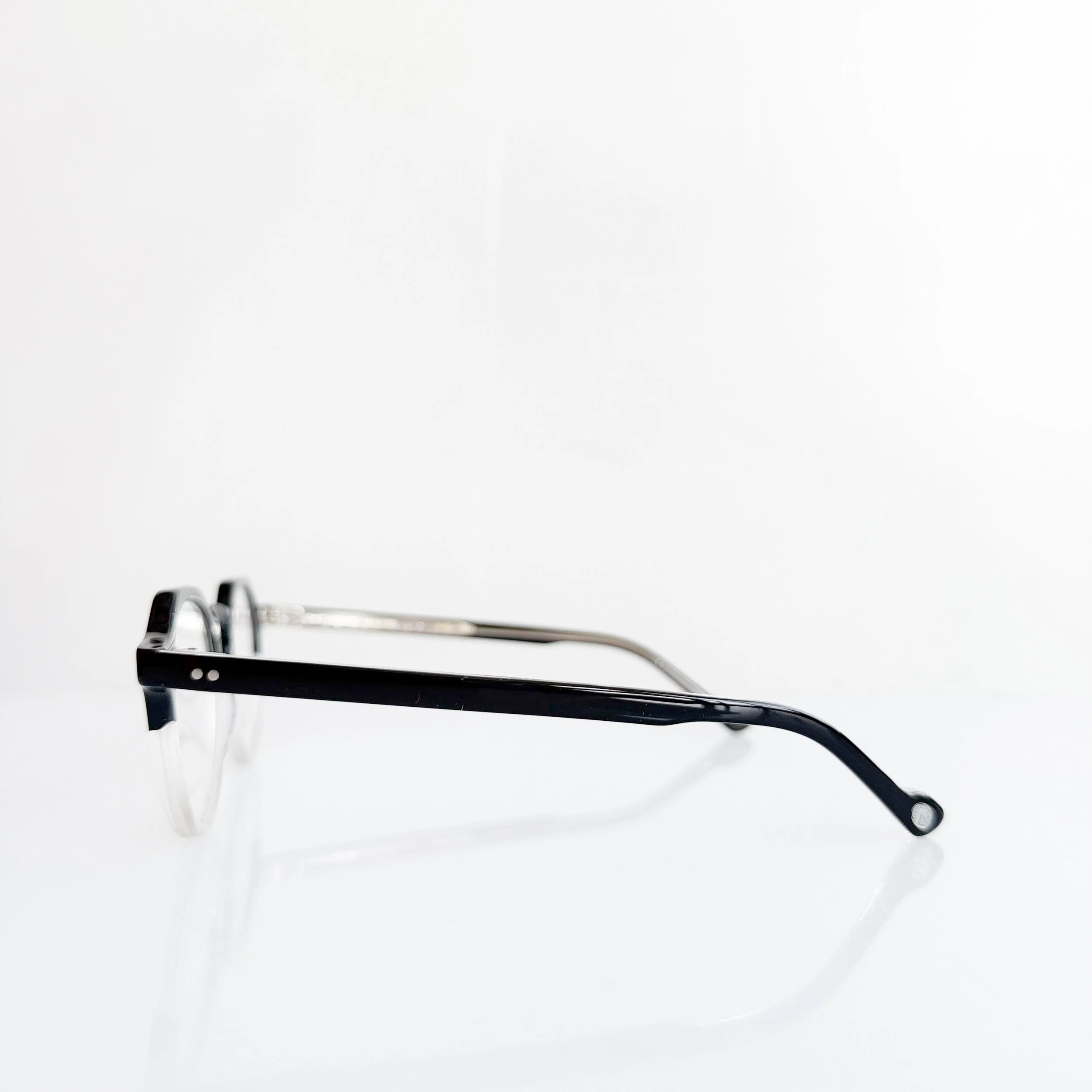 eyevan-7285-attache-47-e-color-tt-dark-academia-glasses-4.jpg
