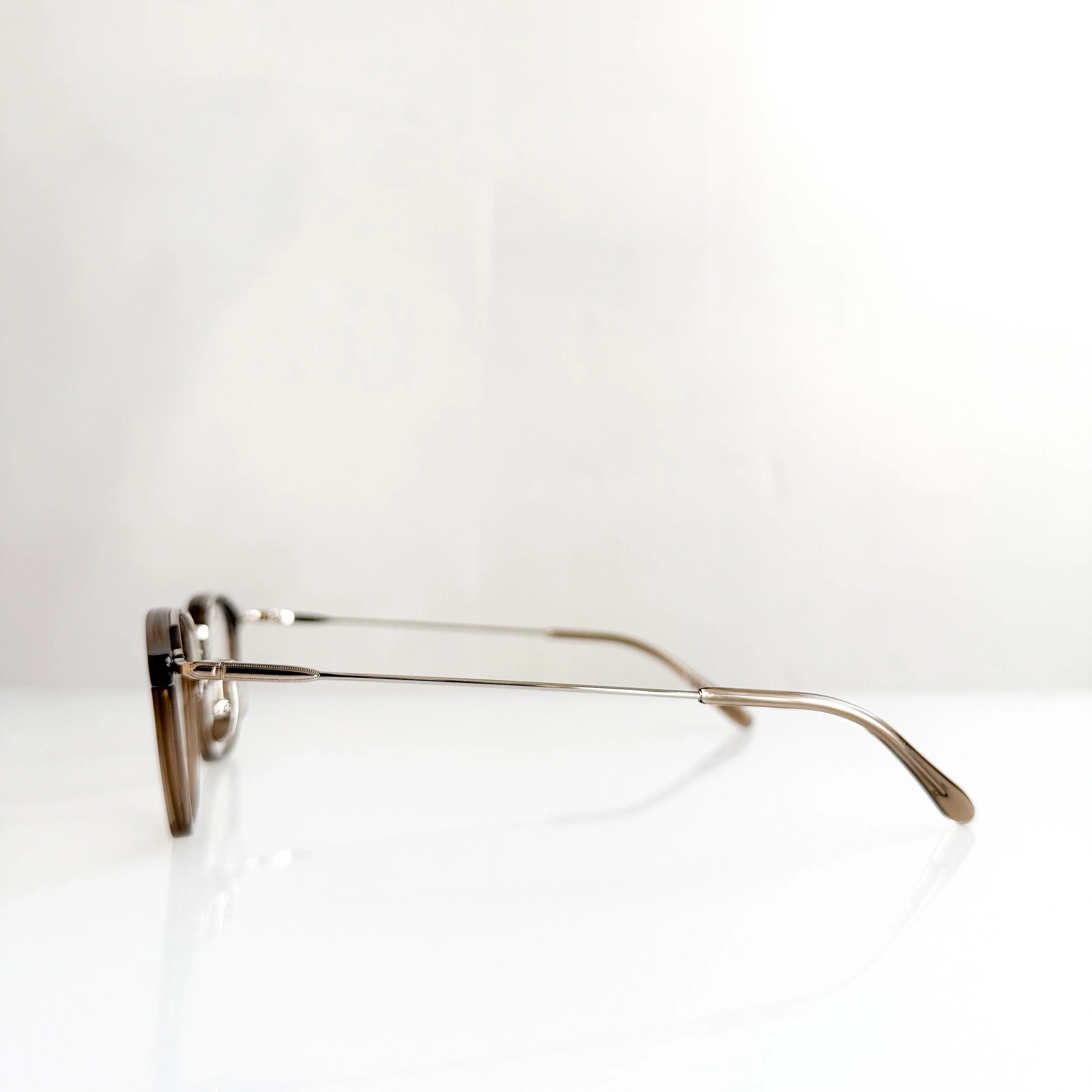 yellows-plus-marcus-c534-burnt-umber-independent-eyewear-3.jpg