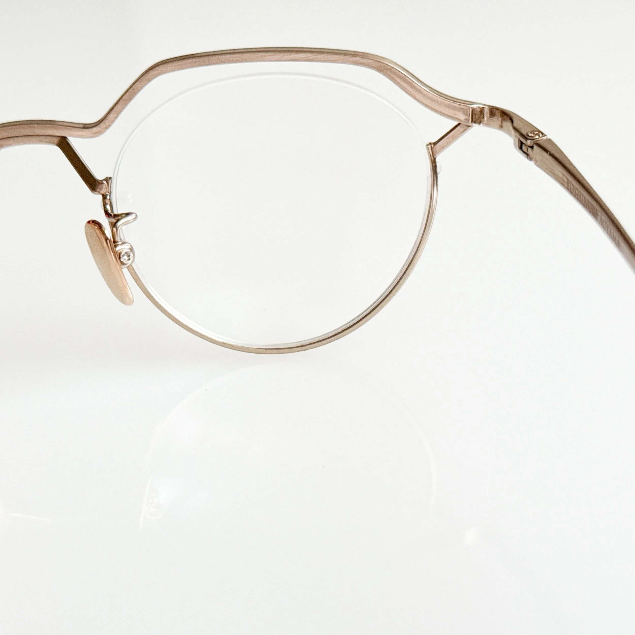 yoshinori-aoyama-ya-011-col-01-shearing-gold-rimless-glasses-4.jpg