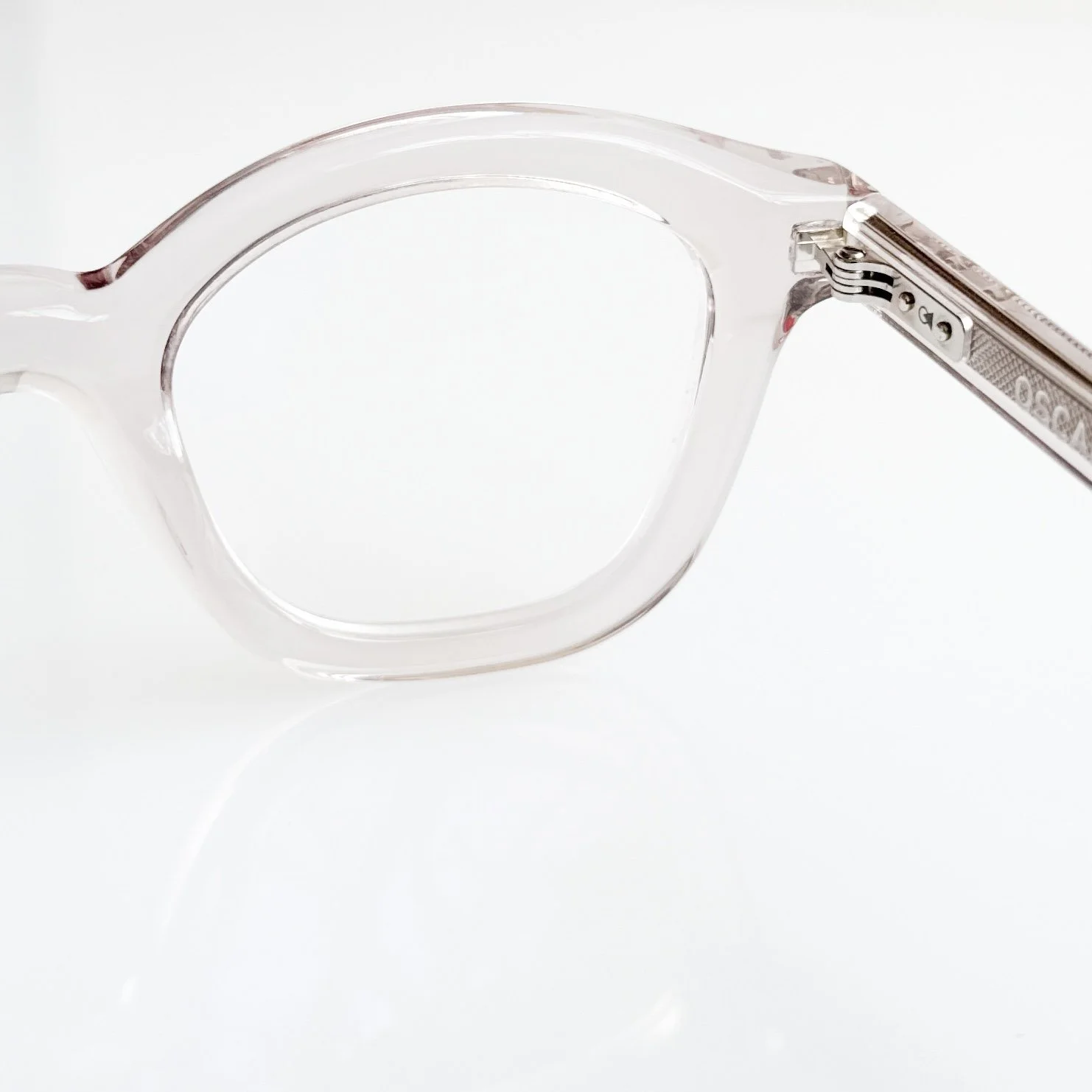 oscar-magnuson-maggie-om2-clear-brown-blush-colored-glasses-5.jpg
