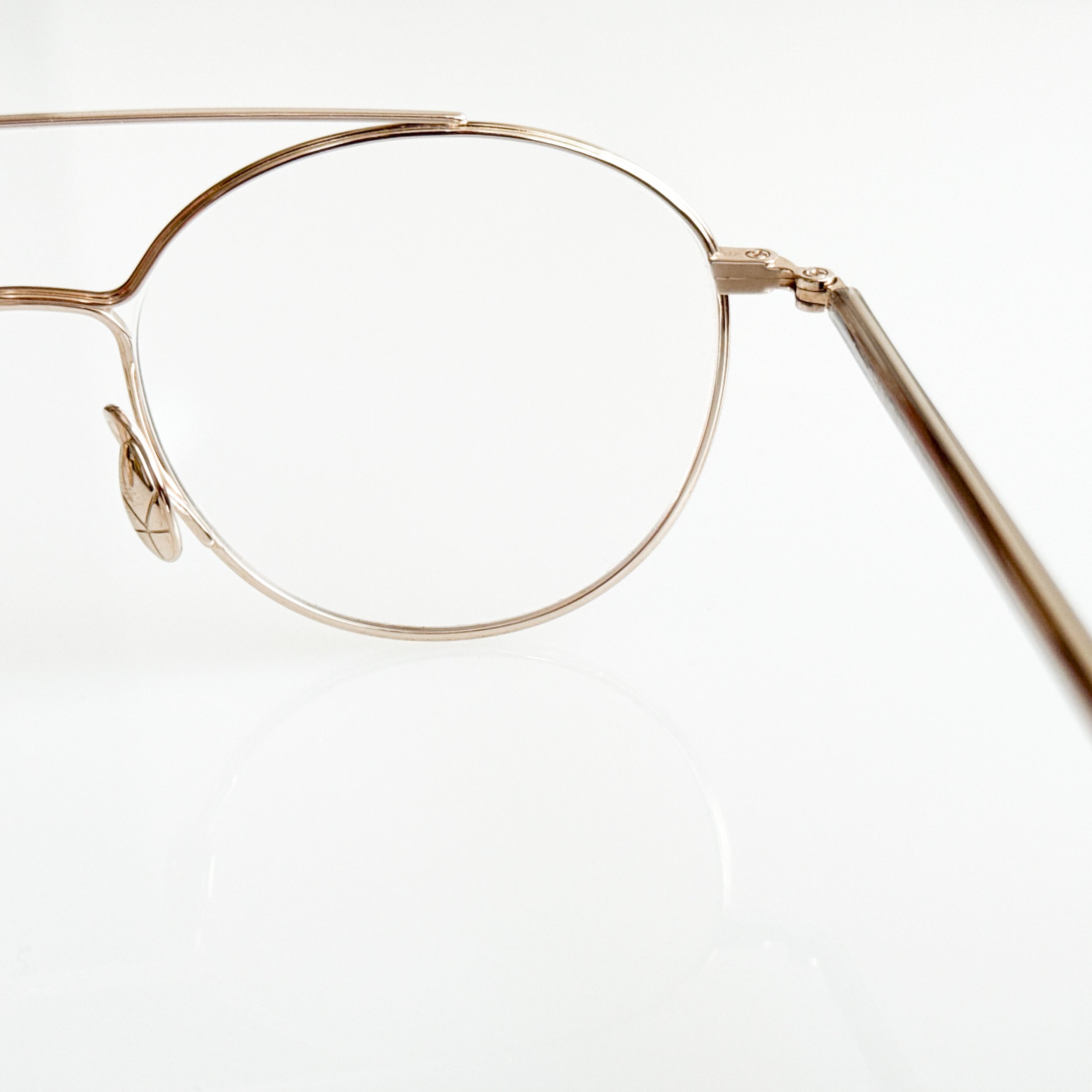 yuichi-toyama-aaron-u-177-col-1-white-gold-stockist-chicago-4.jpg