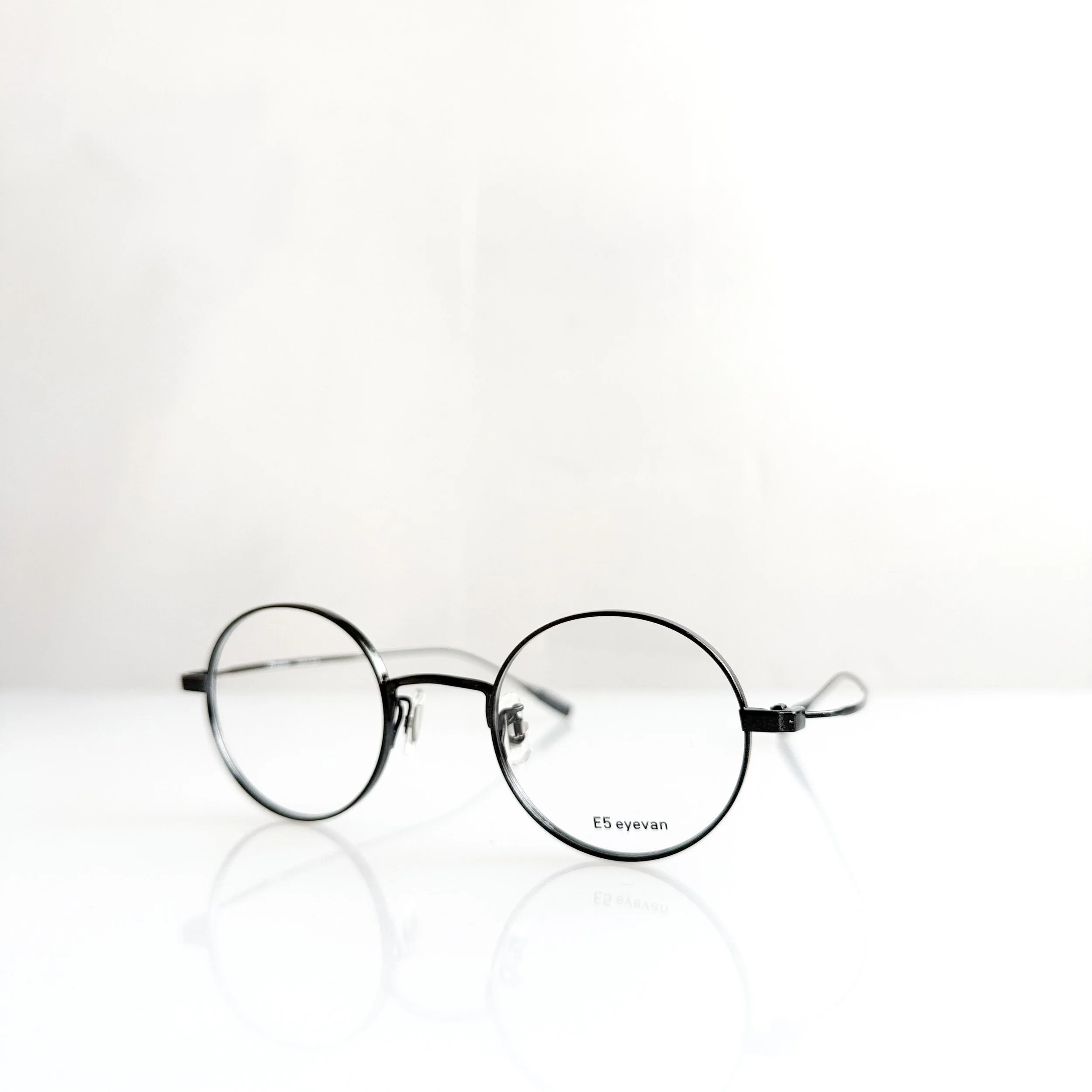 e5-eyevan-m14-grp-black-glitter-sparkle-glasses-frames-4.jpg
