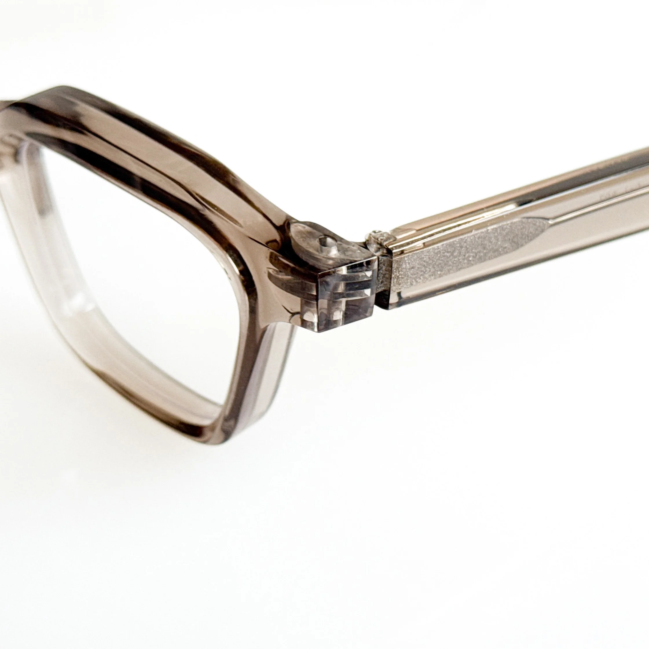 factory-900-retro-rf-073-col-897-greige-modern-glasses-women-5.jpg