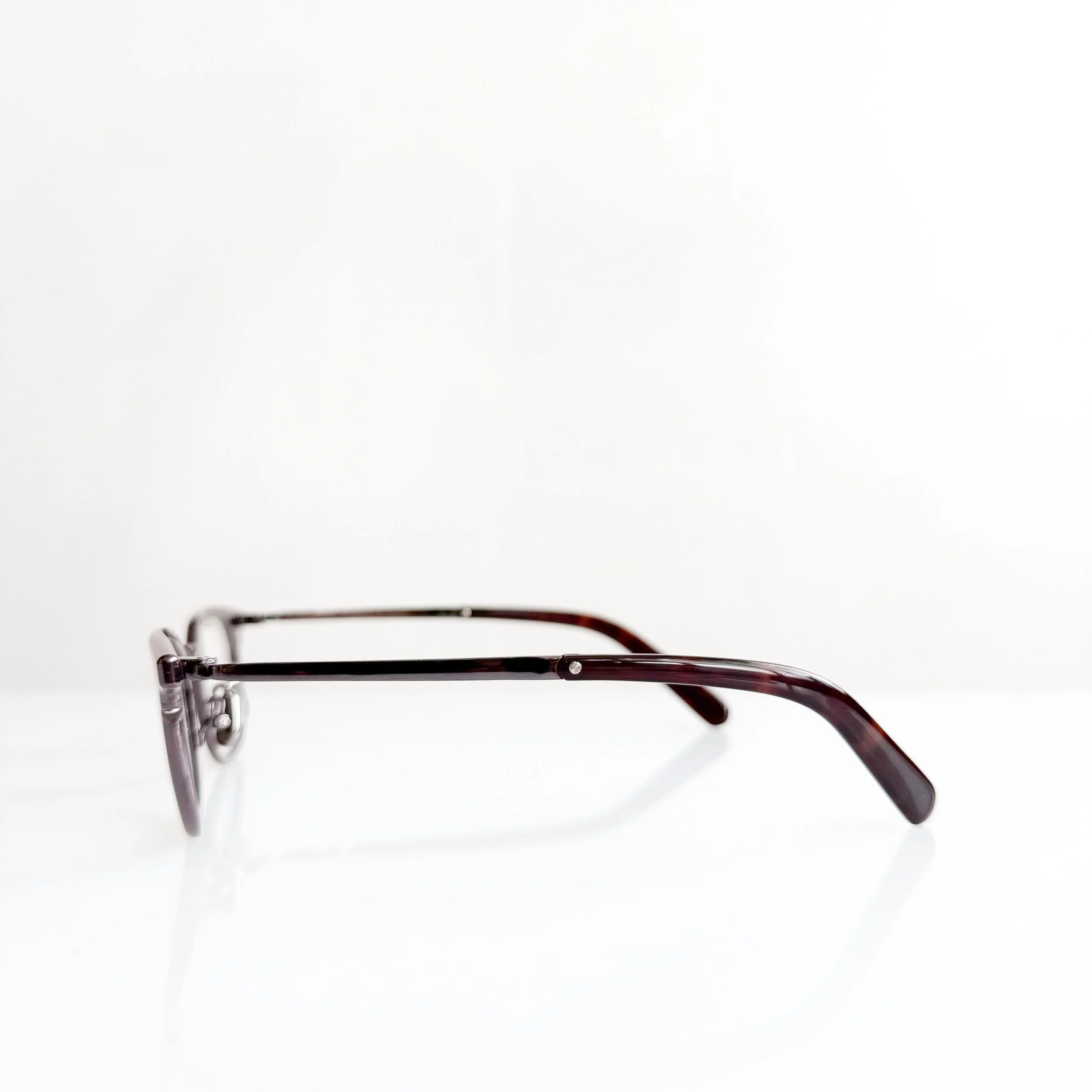 i-enomoto-eyewear-ie029-ta-dita-ahlem-alius-glasses-chicago-3.jpg