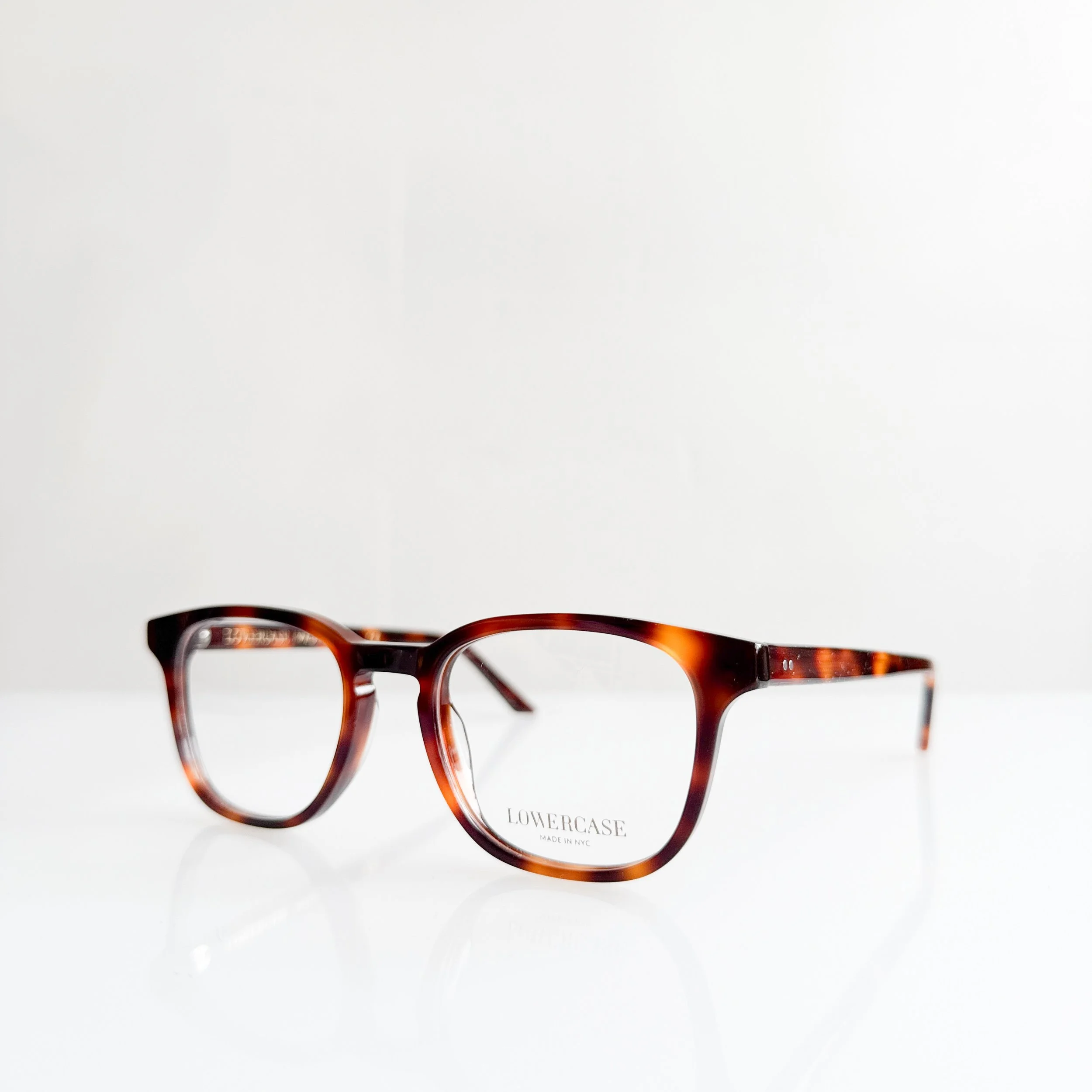 lowercase-nyc-cassady-honey-best-frames-for-men-round-face-3.jpg
