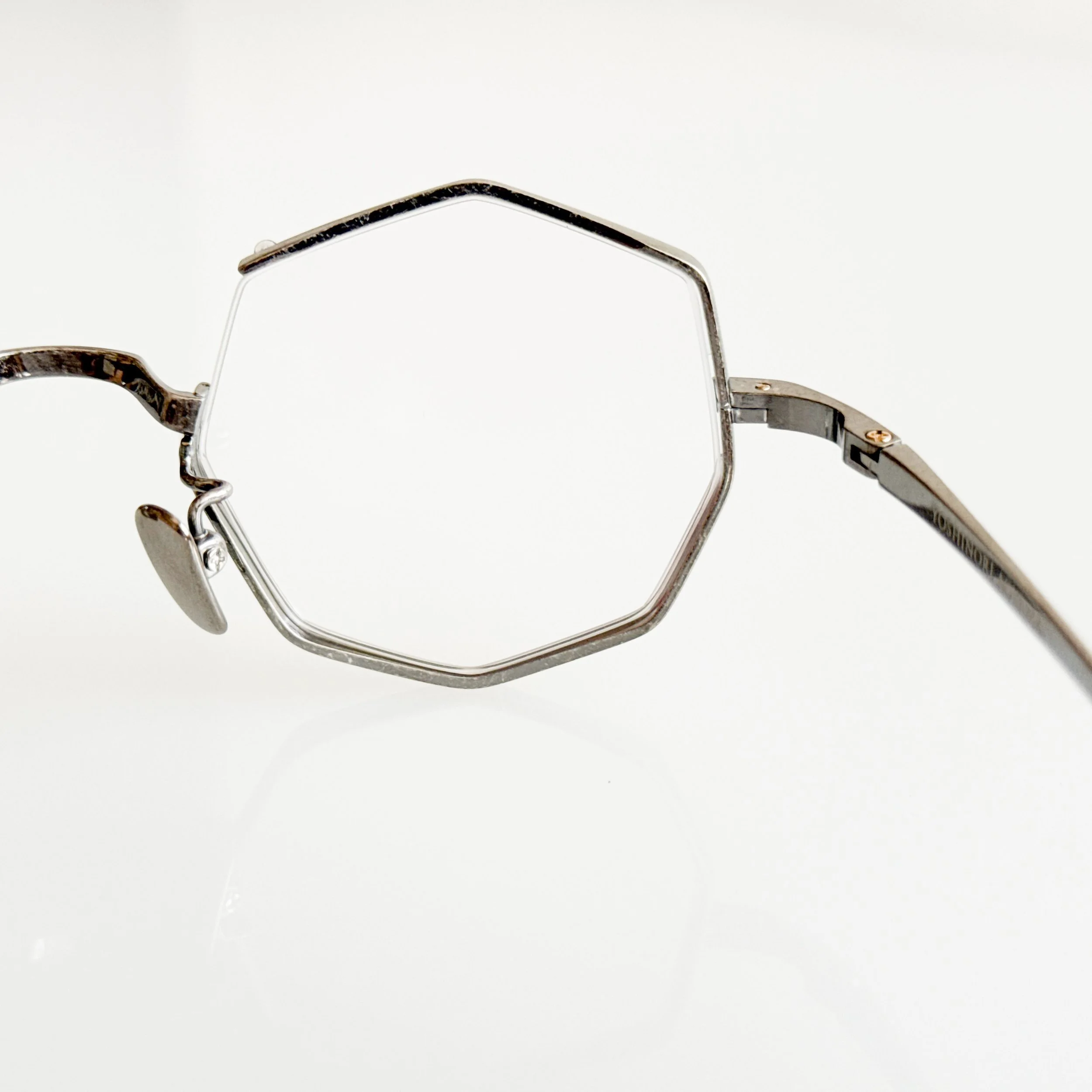 yoshinori-aoyama-ya-021-col-damage-silver-octagonal-glasses-5.jpg