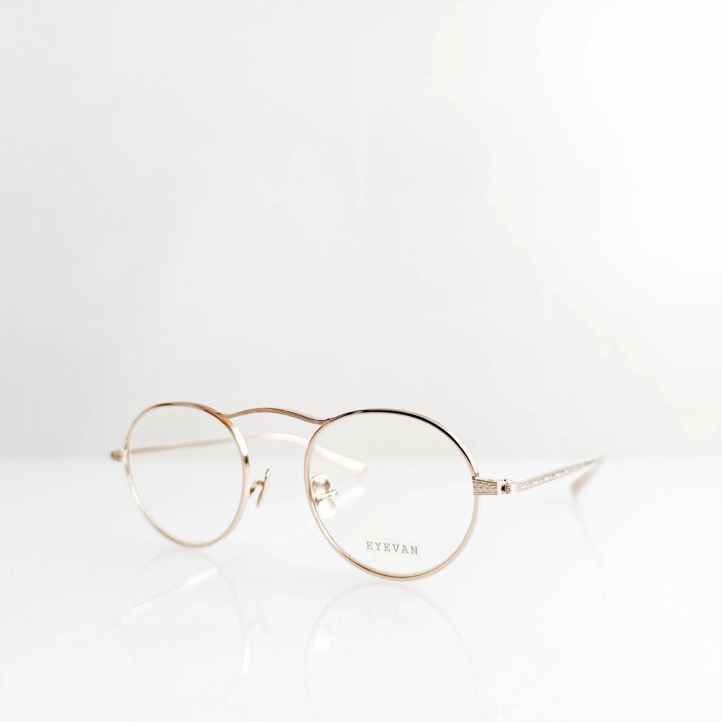 eyevan-7285-safari-color-g-gold-larry-david-glasses-oliver-3.jpg
