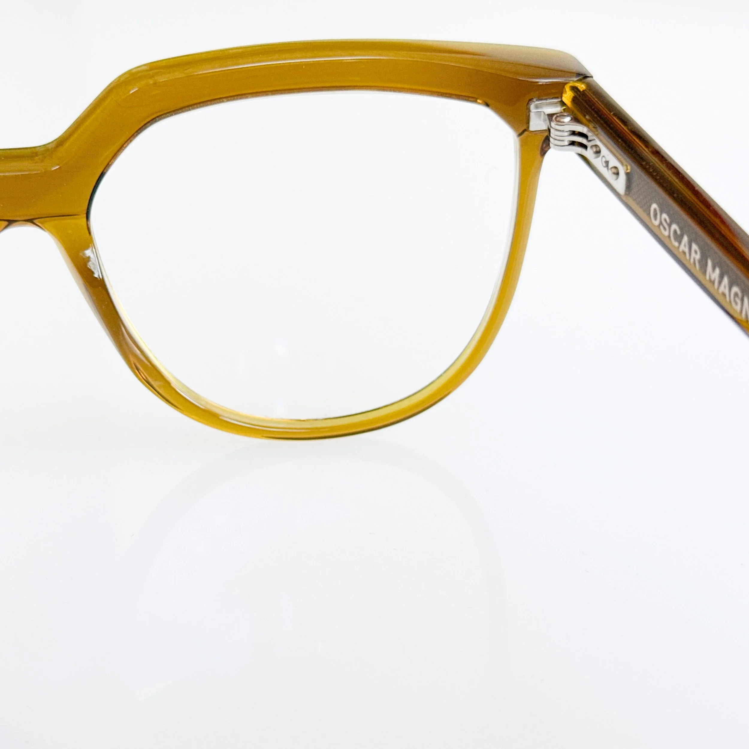 oscar-magnuson-candy-om4-burnt-yellow-oversized-green-frames-8.jpg