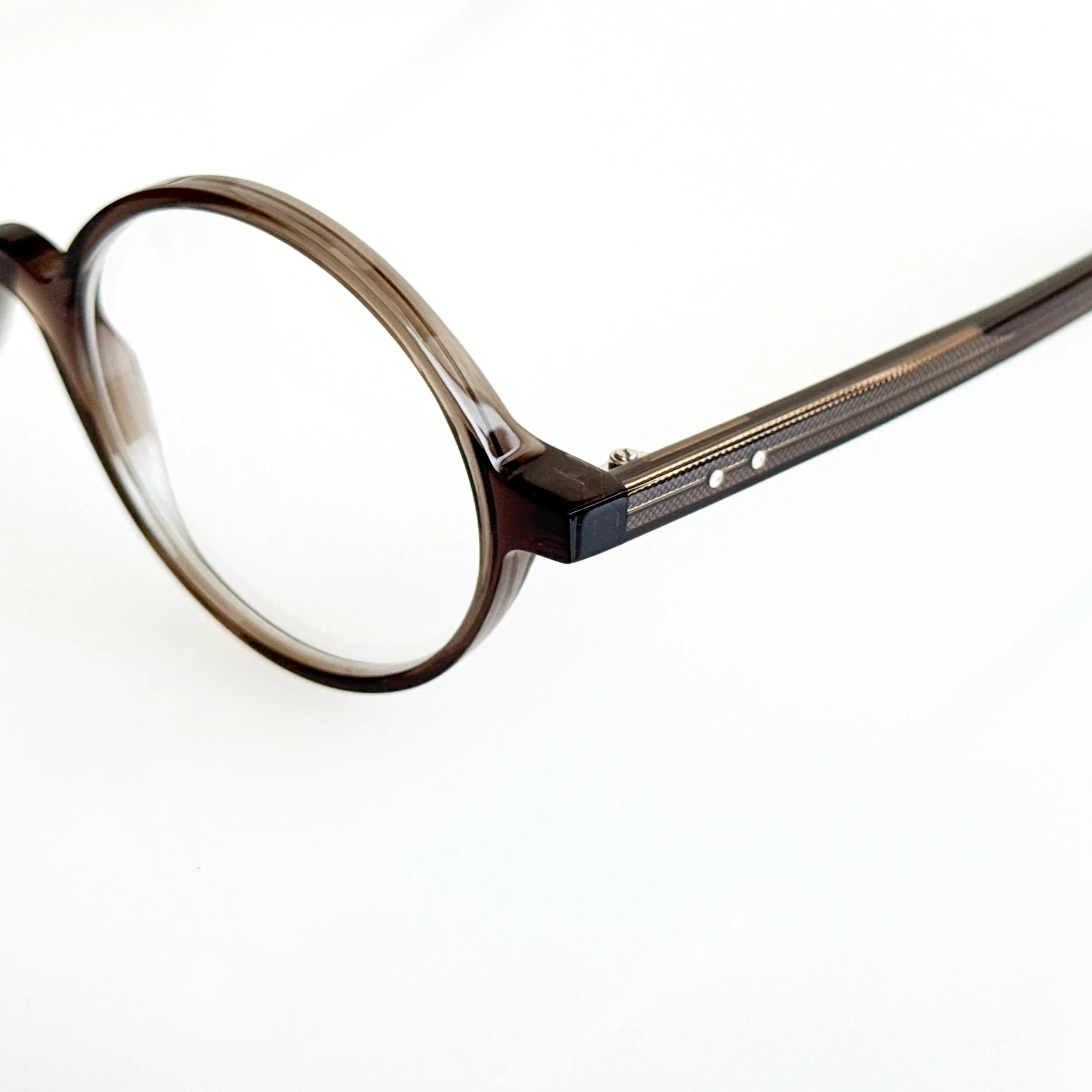 oscar-magnuson-iris-om1-urban-green-perfectly-round-eyeglass-5.jpg