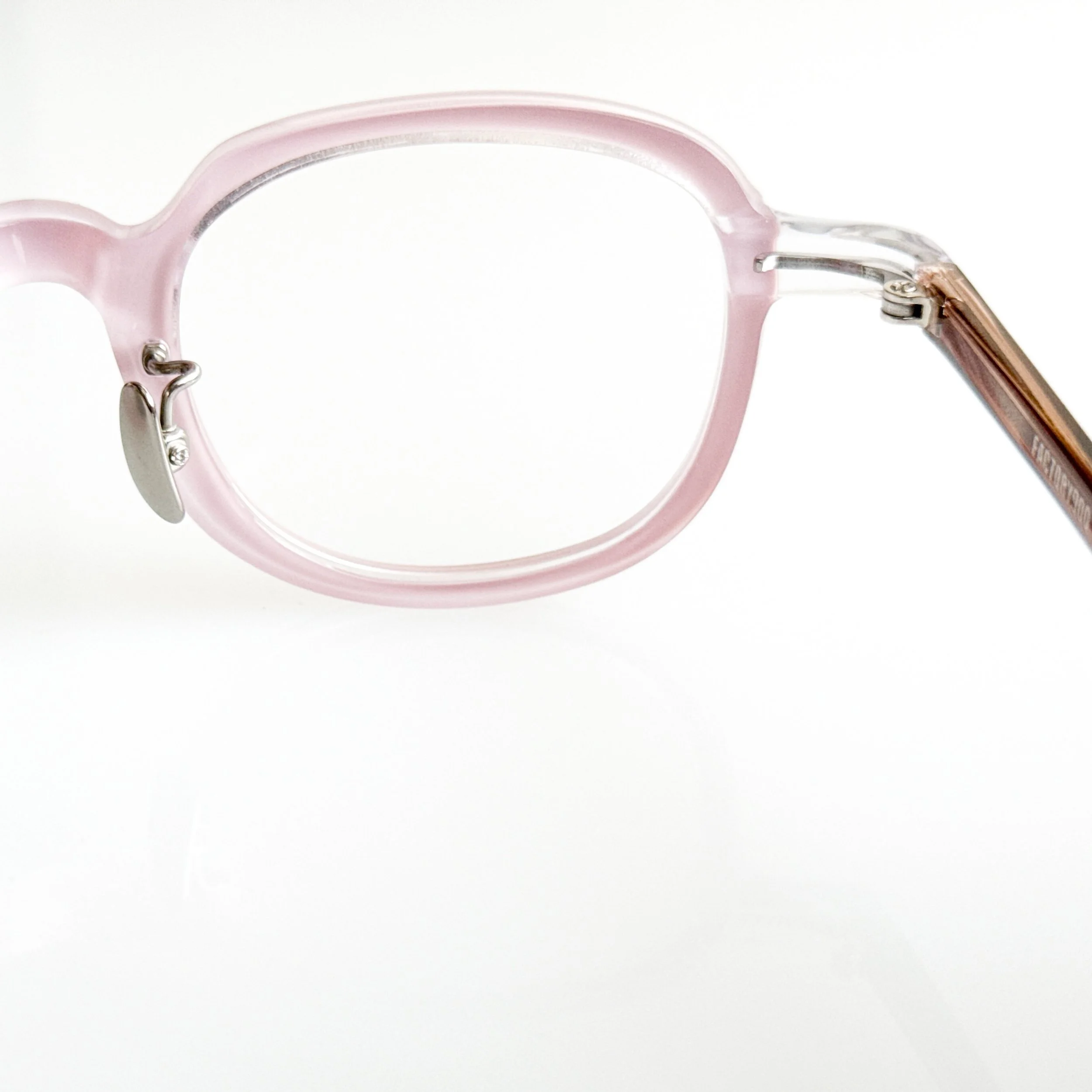 factory900-x-viorou-nom-col-762-pink-oblong-shape-glasses-4.jpg