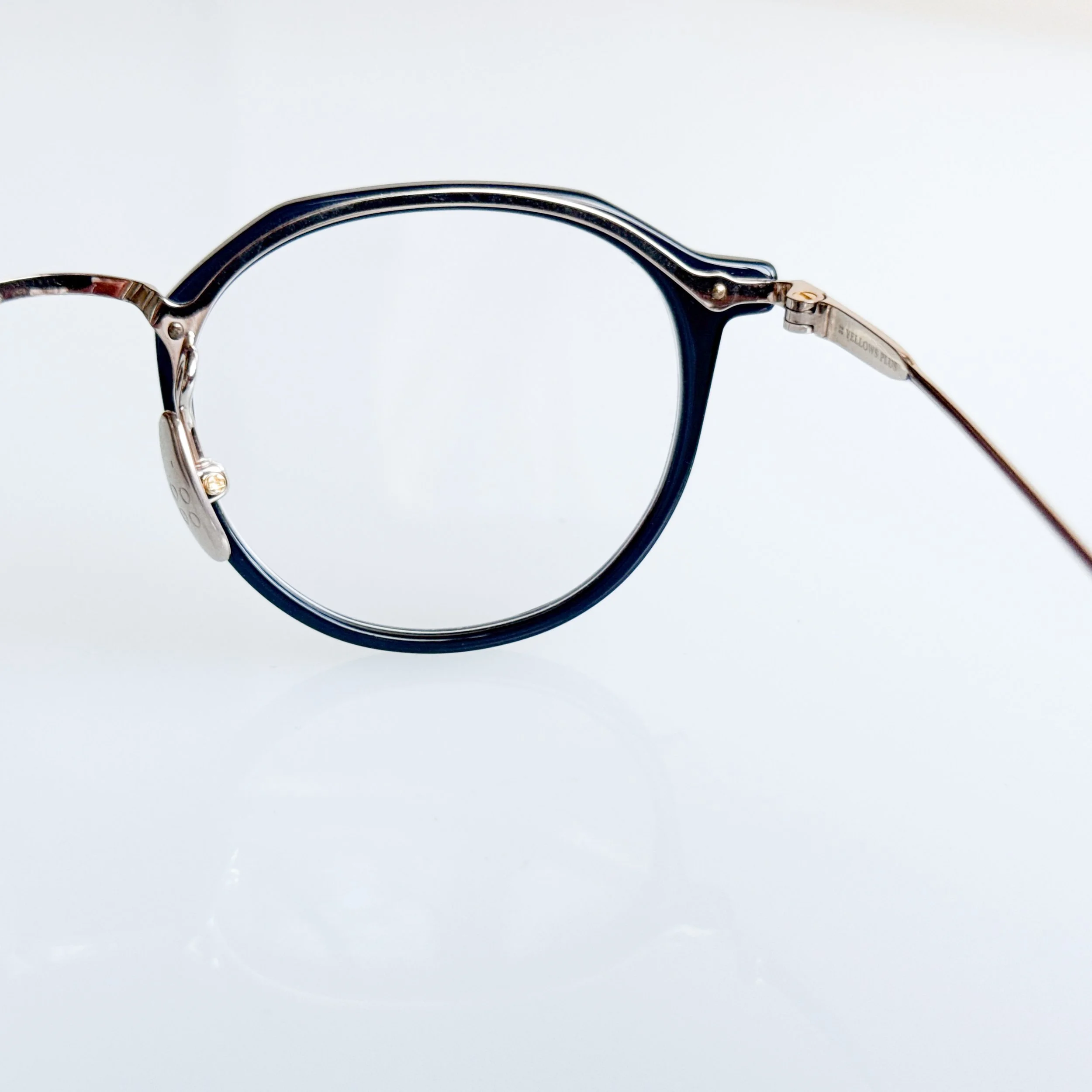yellows-plus-gloria-c557-mid-night-blue-gold-eyewear-glasses-4.jpg