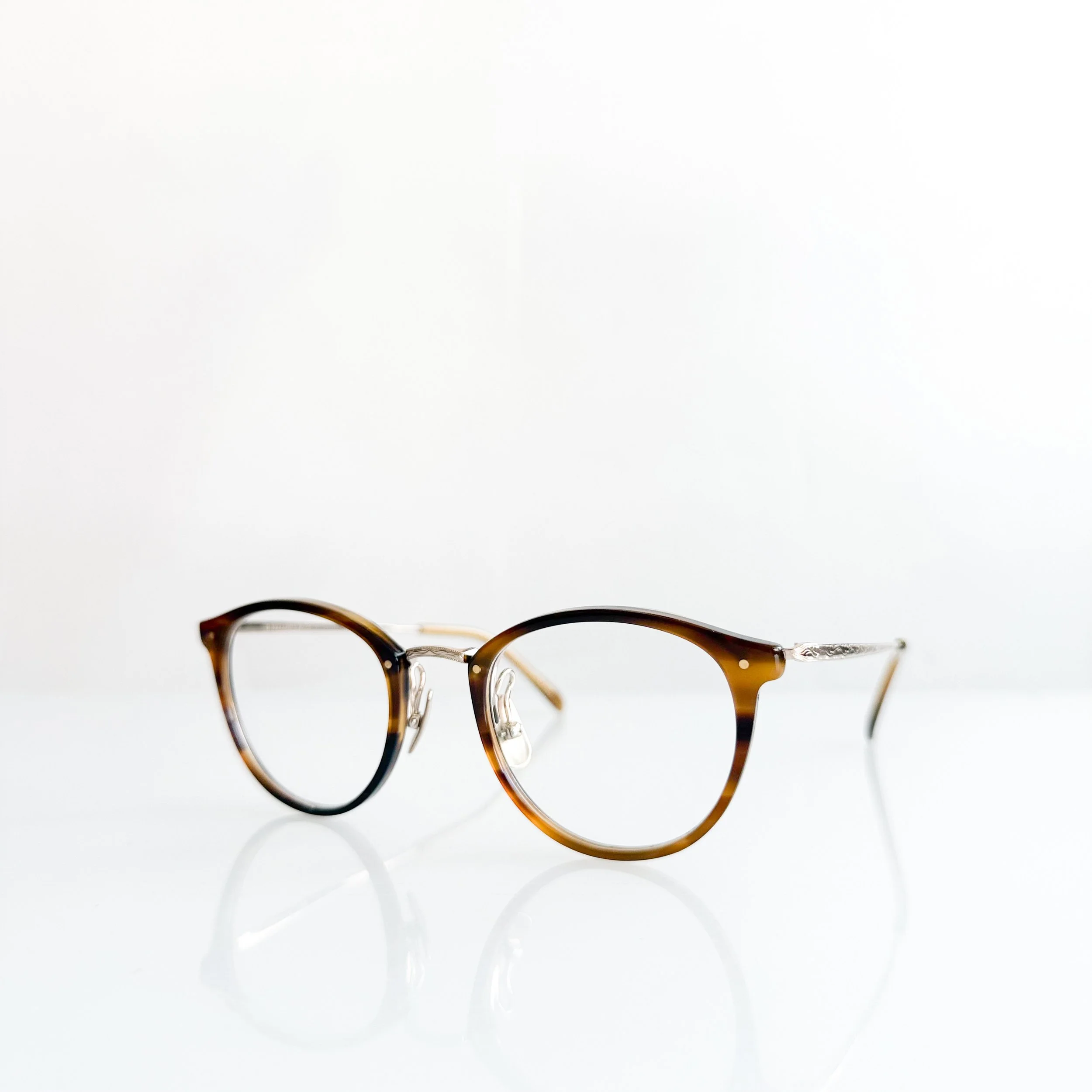 yellows-plus-kyla-c547-marron-gold-best-optician-chicago-2.jpg