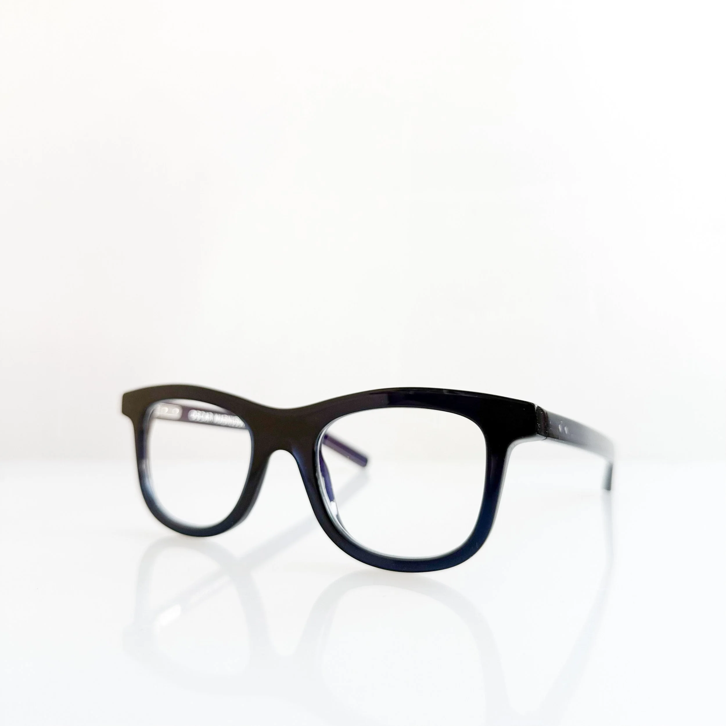 oscar-magnuson-colin-deep-ink-chicago-high-end-optical-store-2.jpg
