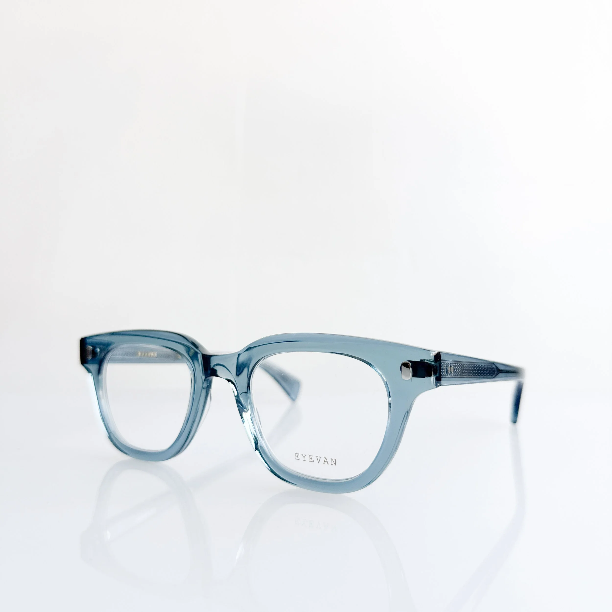 eyevan-7285-fuss-e-color-ibl-ice-blue-eyevan-stores-chicago-4.jpg
