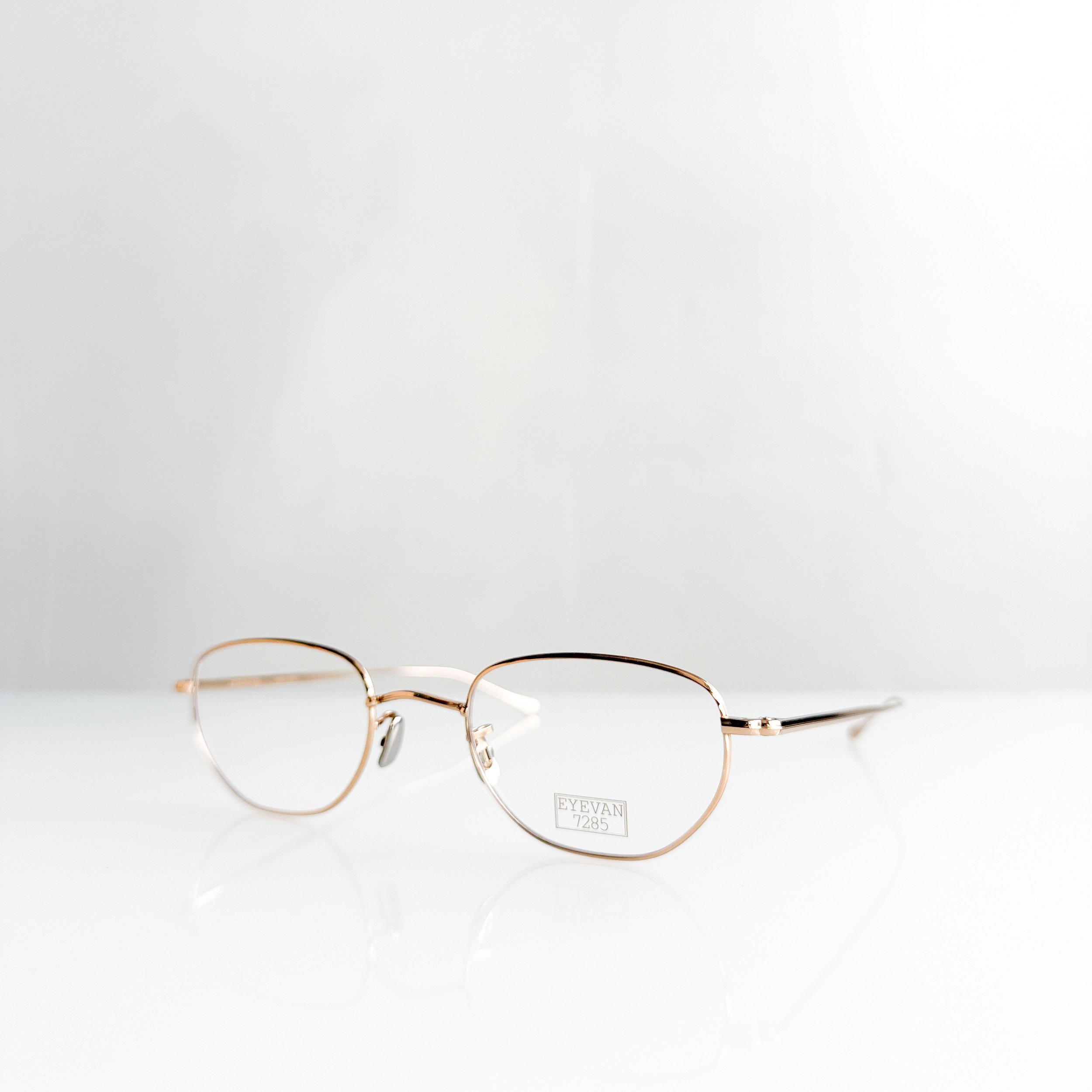 eyevan-7285-161-48-c-900-dark-gold-oval-glasses-frames-2.jpg