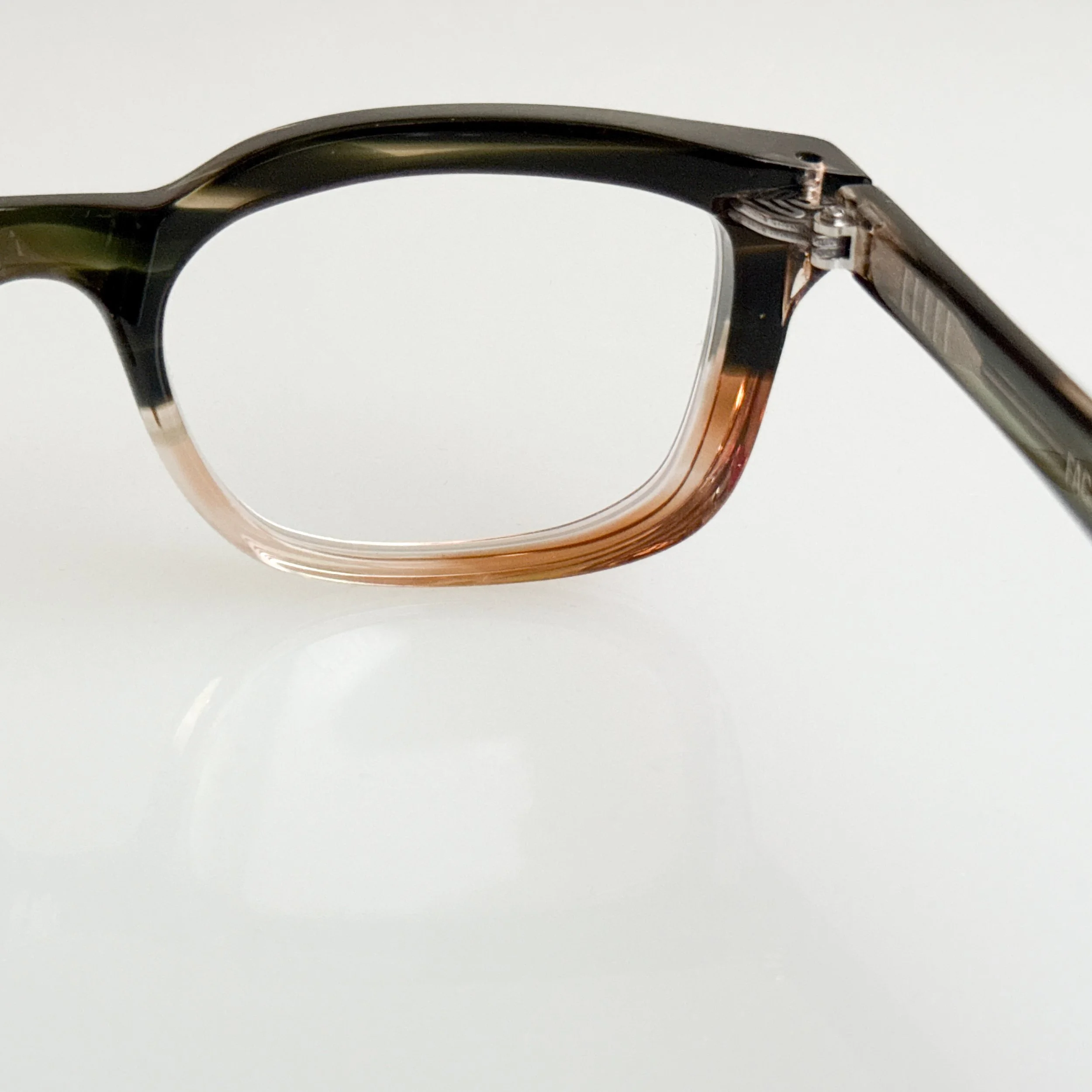 factory900-retro-rf-220-col-592-green-eyewear-enthusiasts-5.jpg